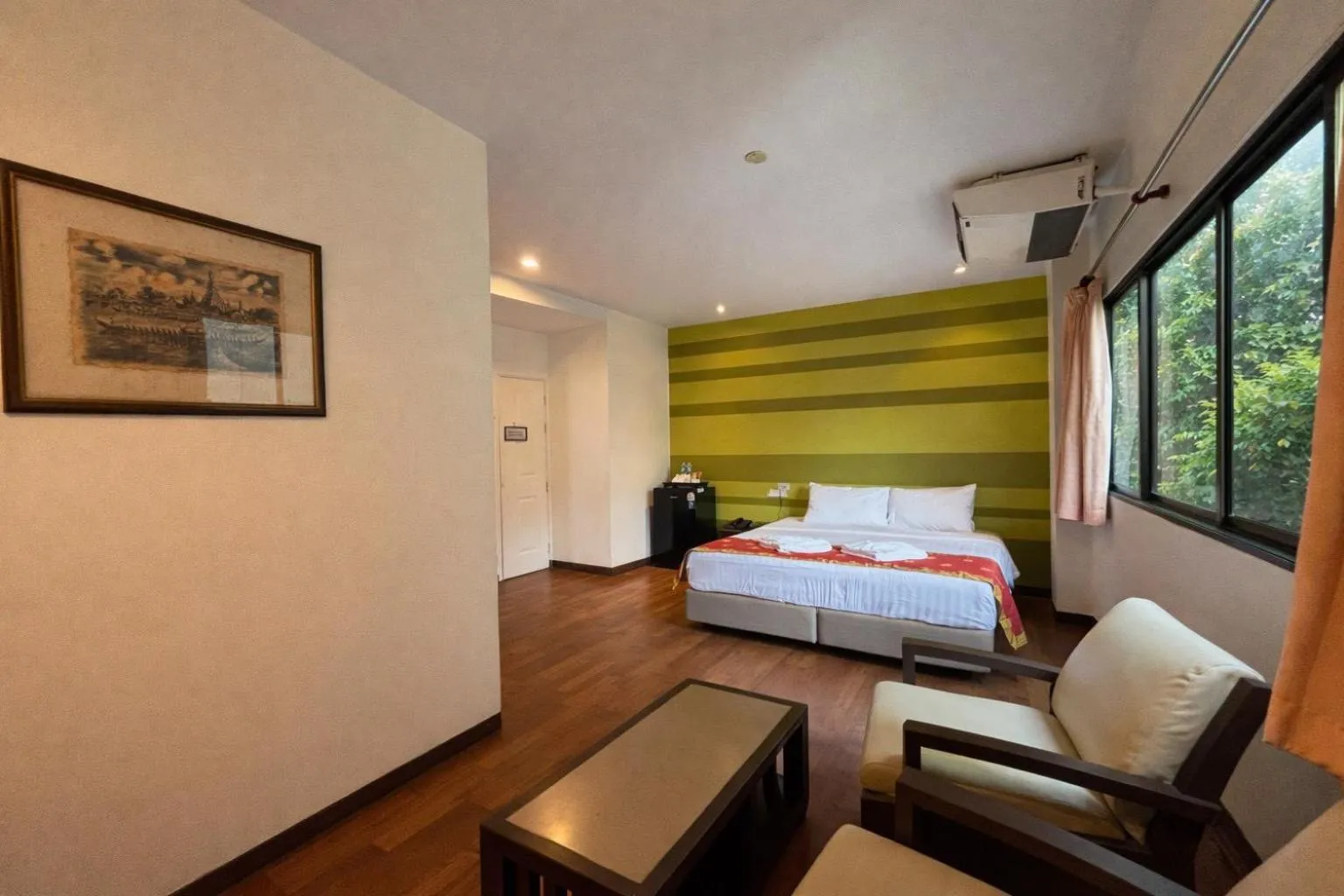 Bed in Woraburi Sukhumvit Hotel