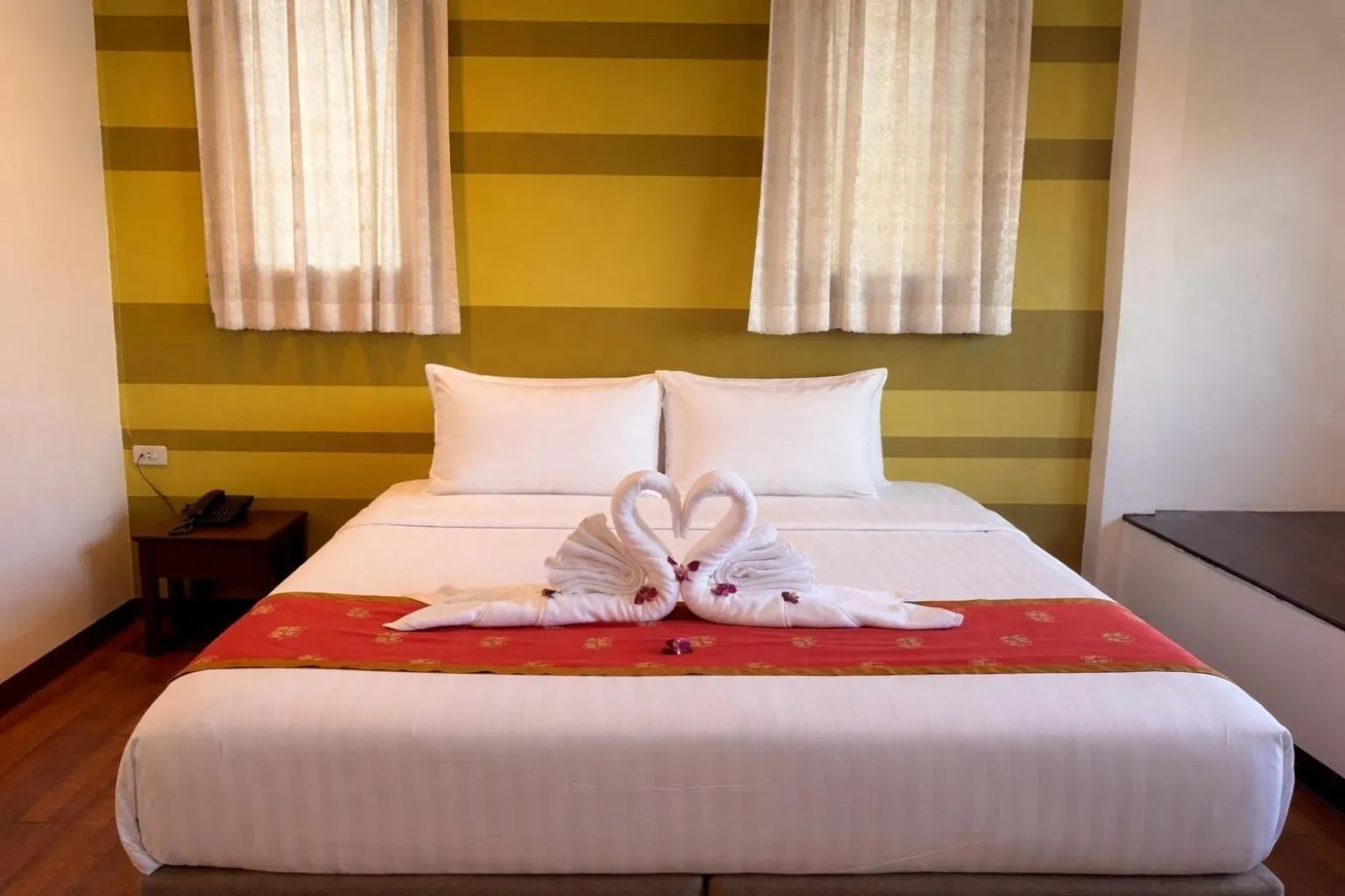 Bed in Woraburi Sukhumvit Hotel