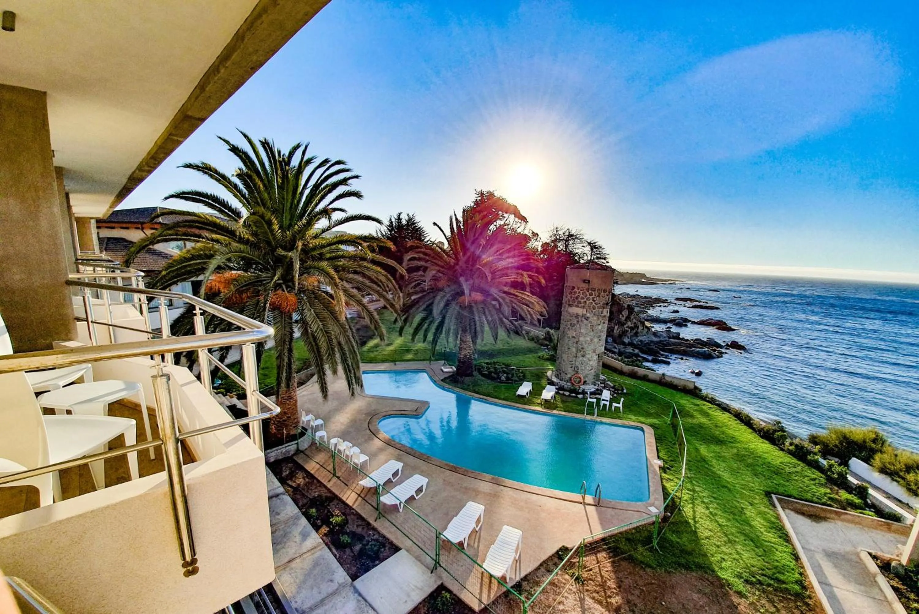 Pool view in Yachting Hotel Quintero