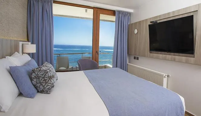 Bed in Yachting Hotel Quintero