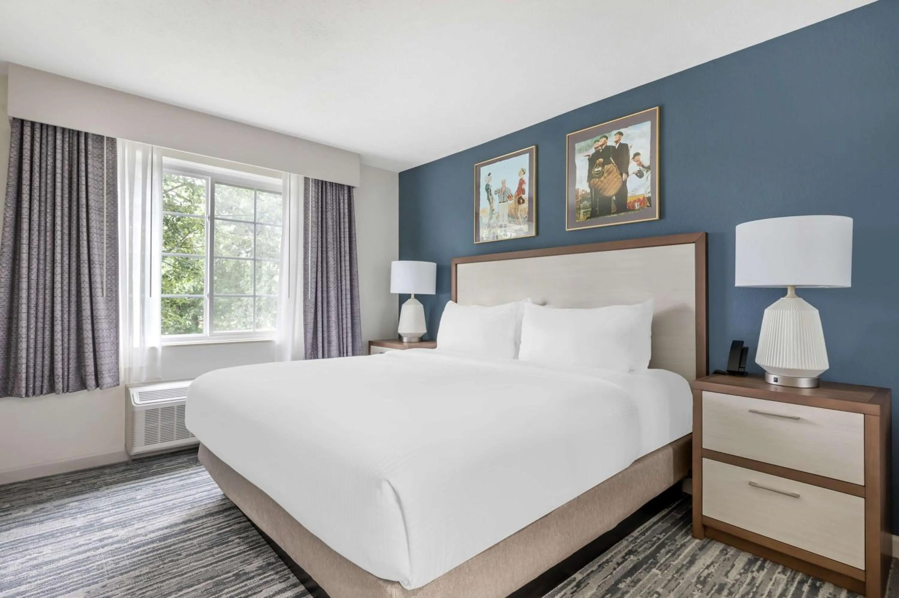 Bed in Hilton Vacation Club Varsity Club South Bend, IN