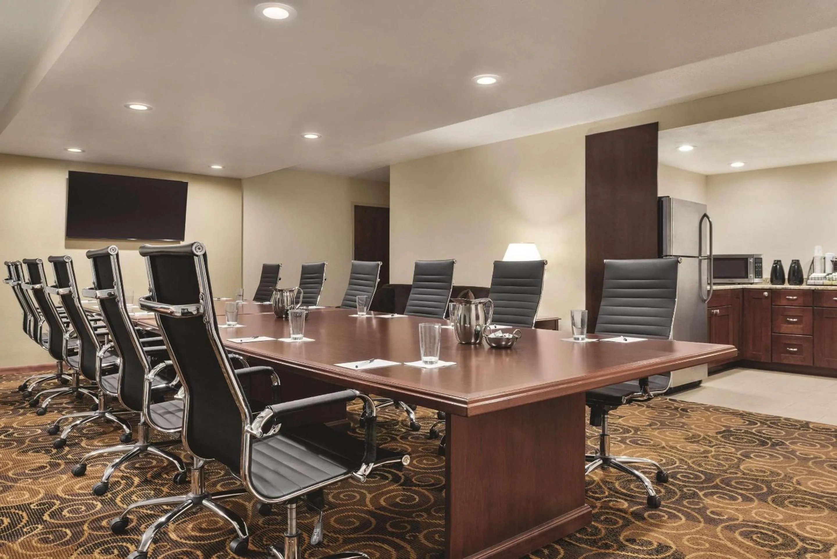 Meeting/conference room in Radisson Hotel and Conference Center Fond du Lac