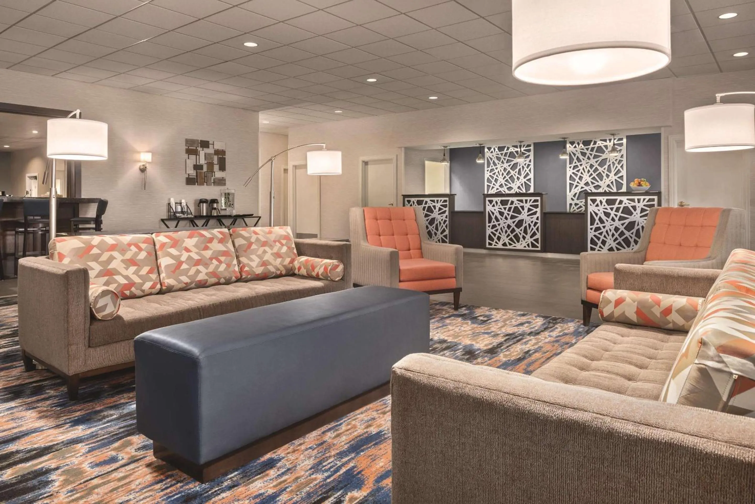 Lobby or reception in Radisson Hotel and Conference Center Fond du Lac