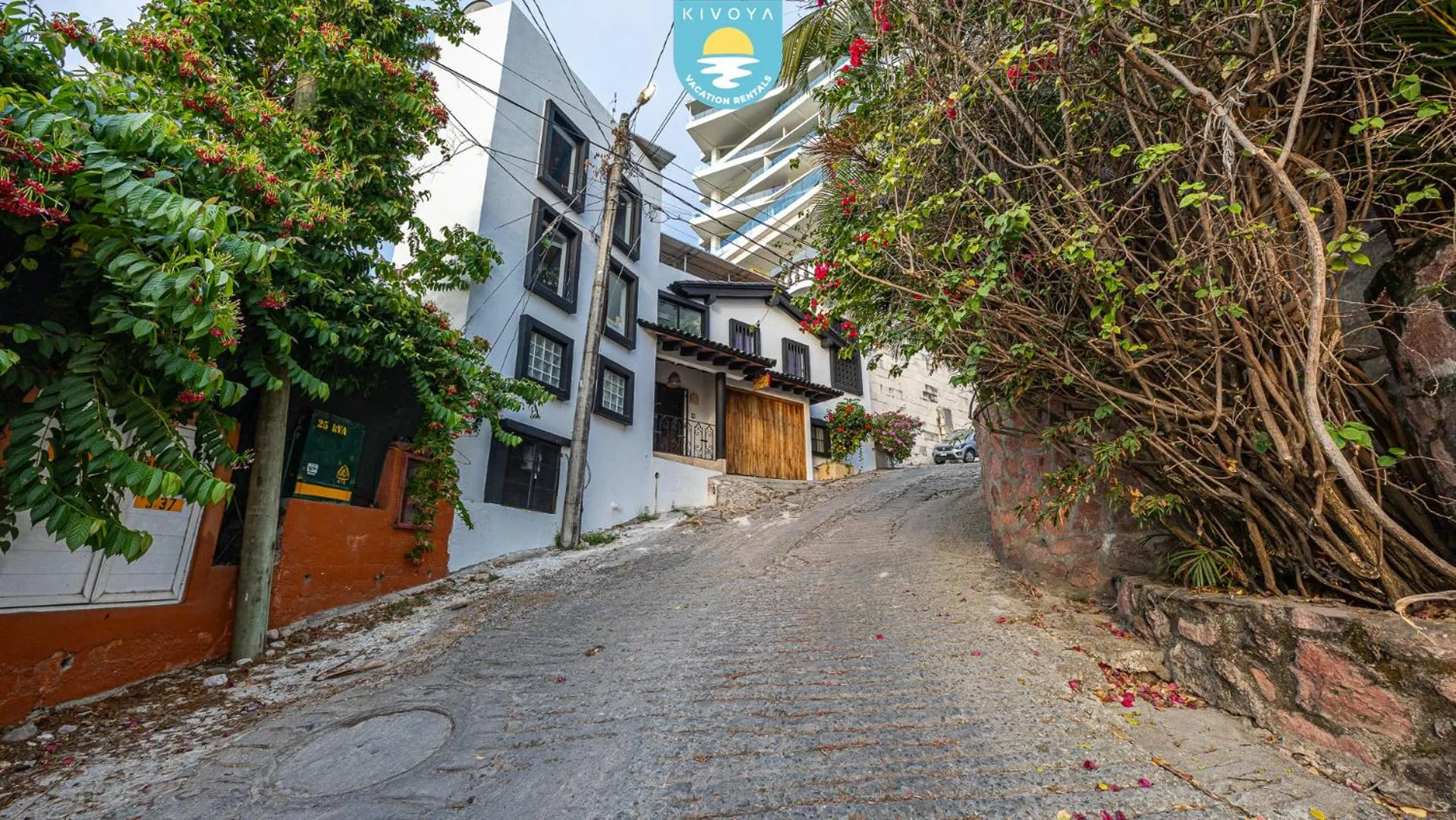 Street view in Casa Bahía Linda by Kivoya