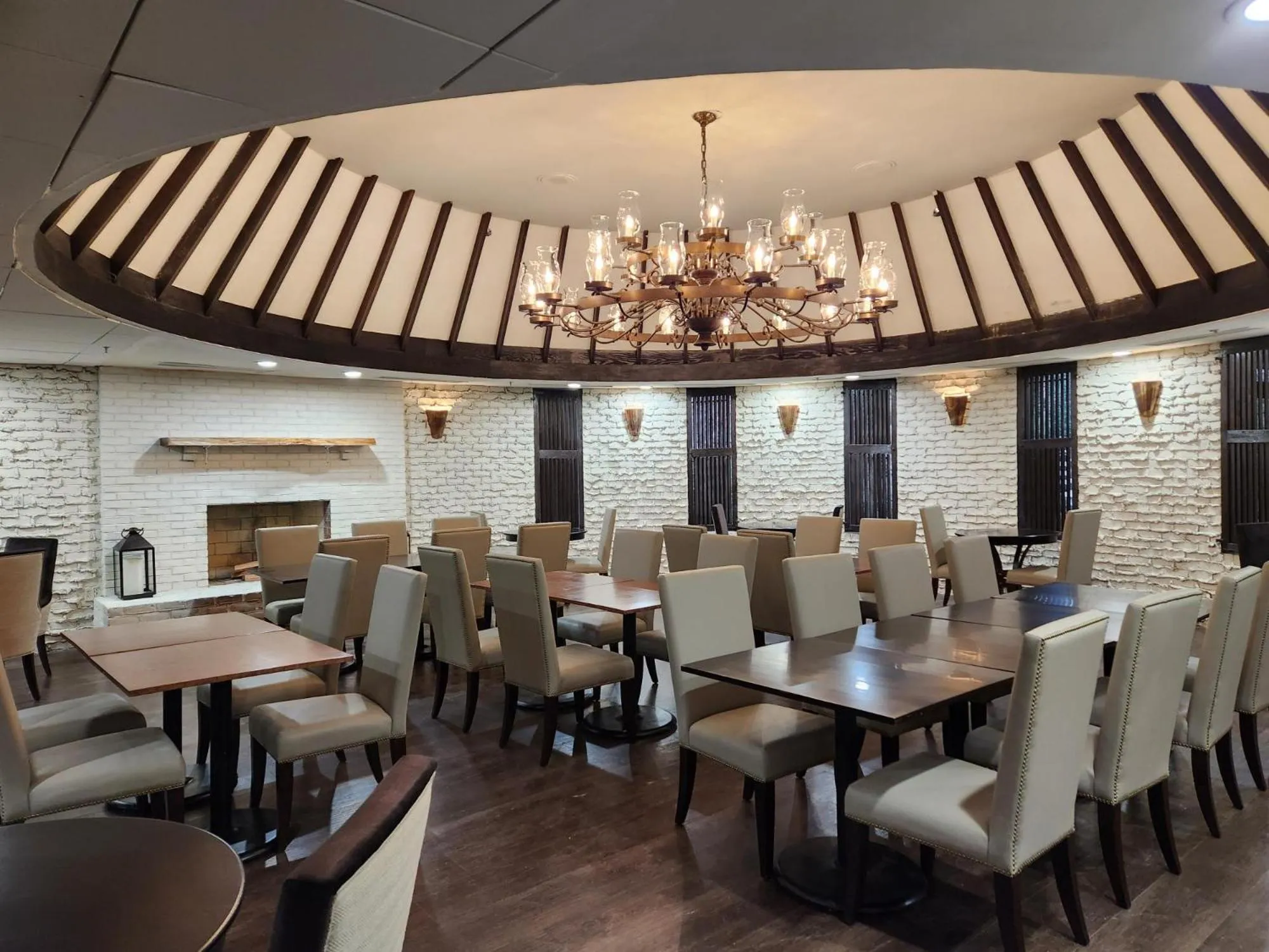 Restaurant/places to eat in Fort Magruder Historic Williamsburg, Trademark by Wyndham