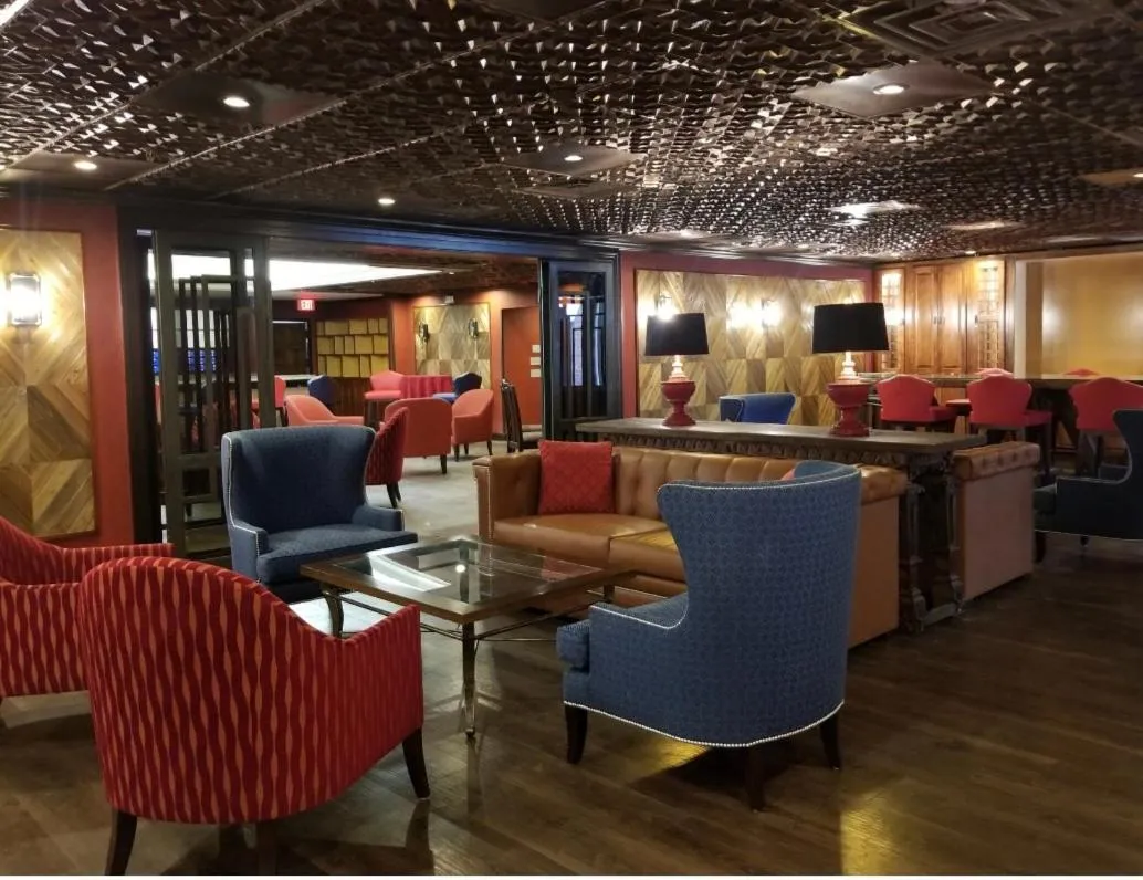 Restaurant/places to eat in Fort Magruder Historic Williamsburg, Trademark by Wyndham