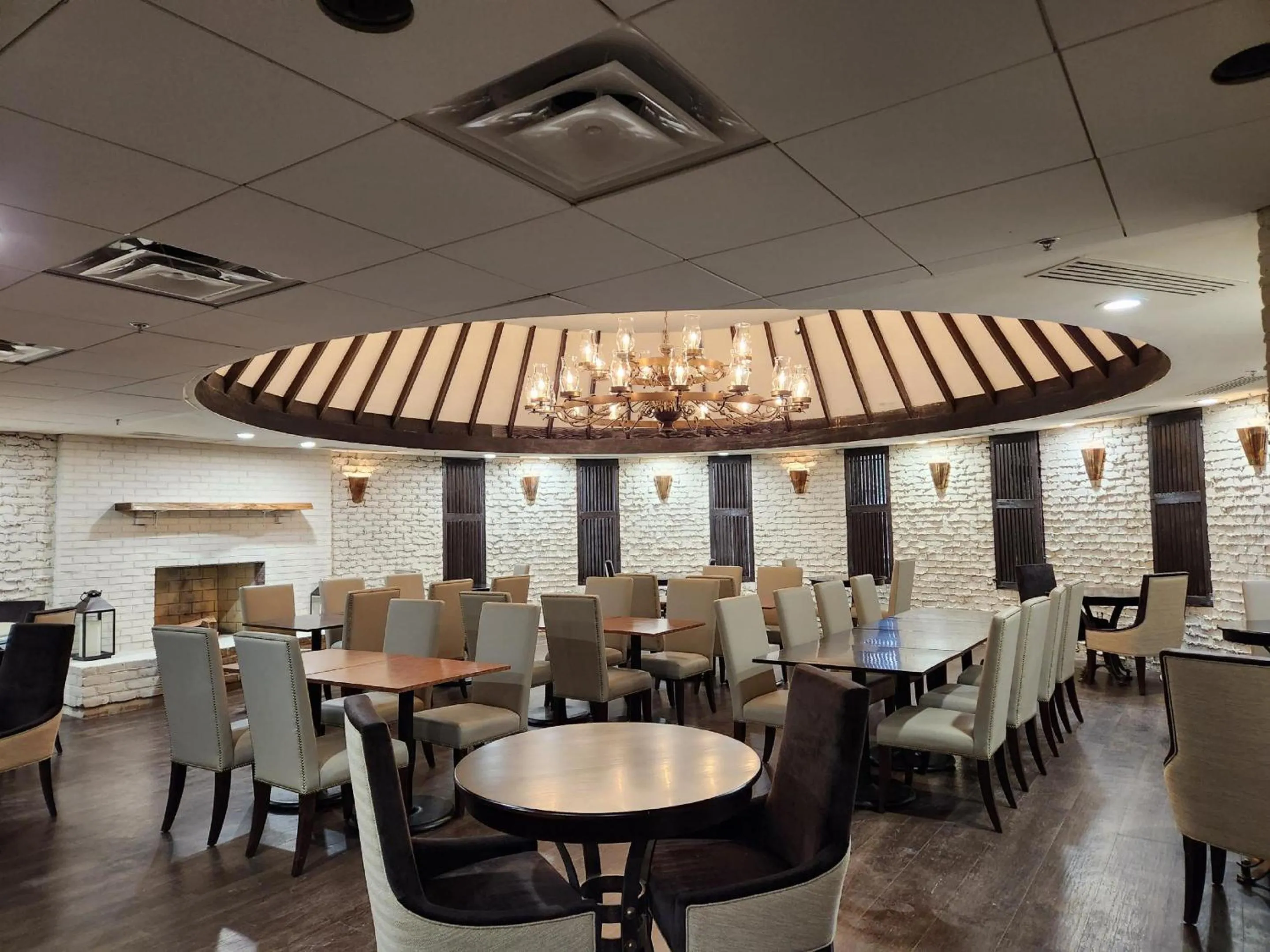 Restaurant/places to eat in Fort Magruder Historic Williamsburg, Trademark by Wyndham