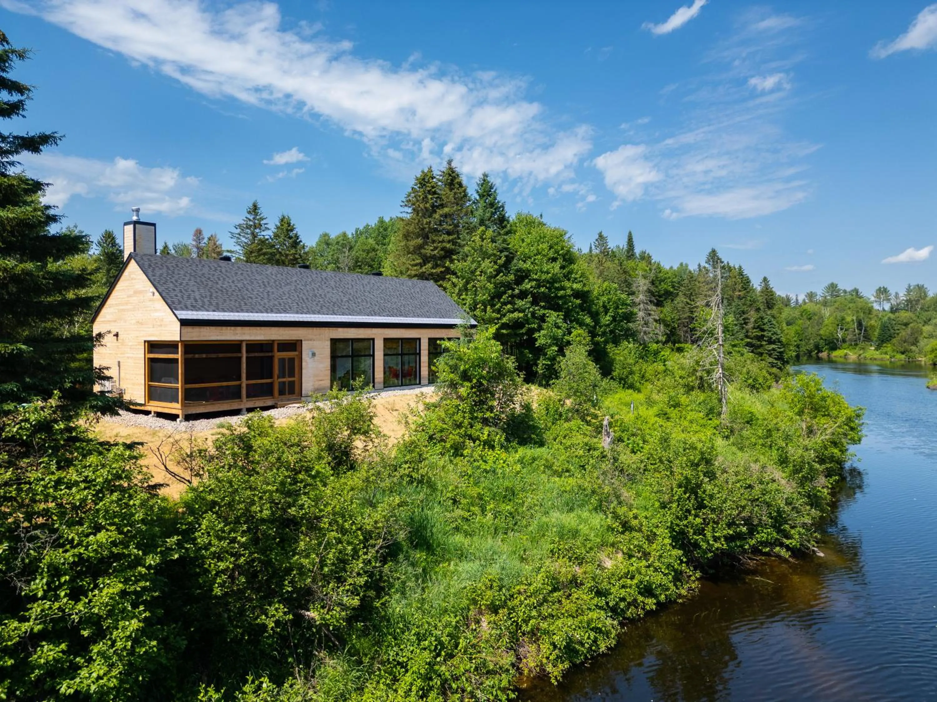 Two-Bedroom Chalet in Le Baluchon Éco-villégiature