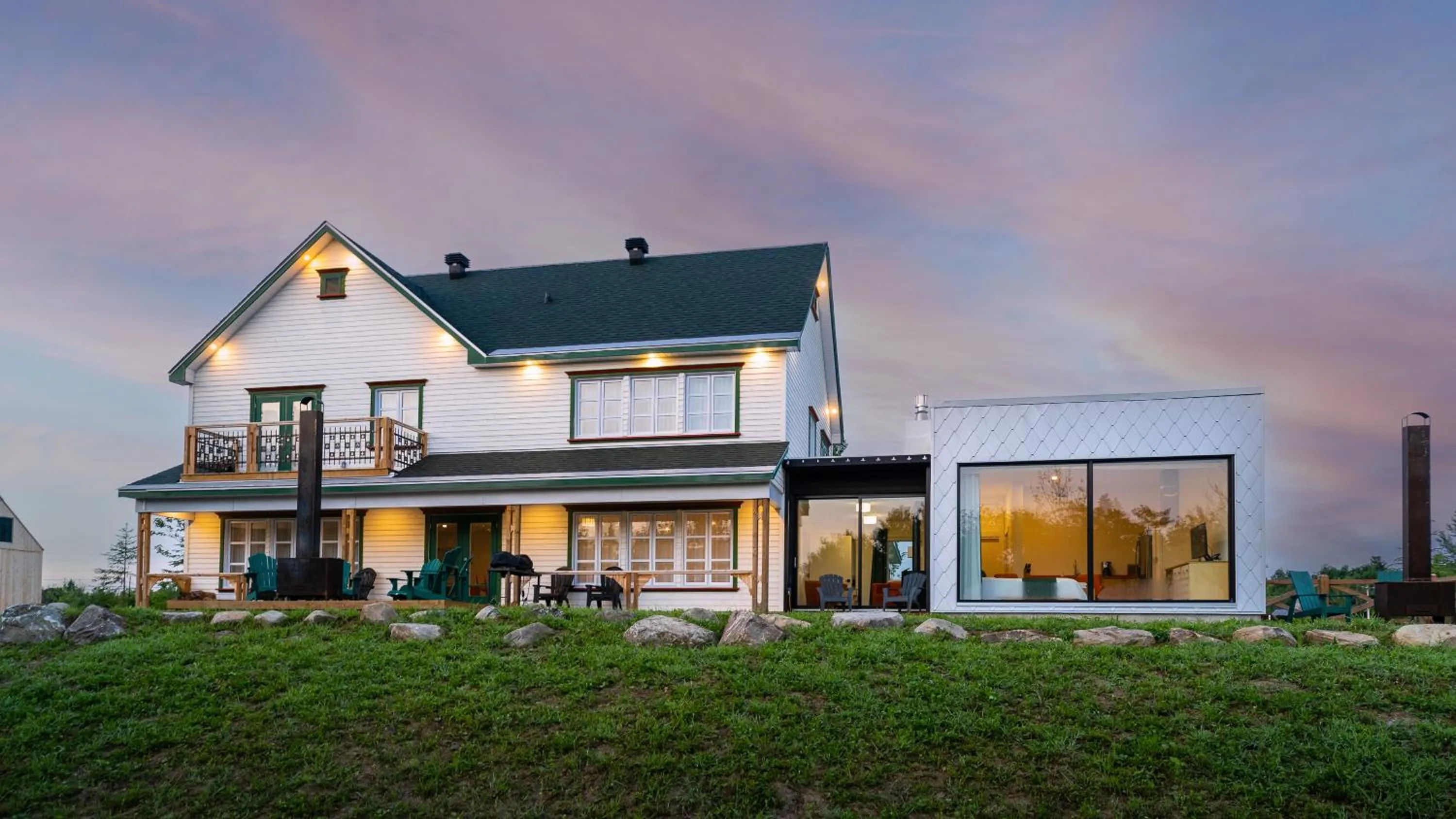 Property building in Le Baluchon Éco-villégiature