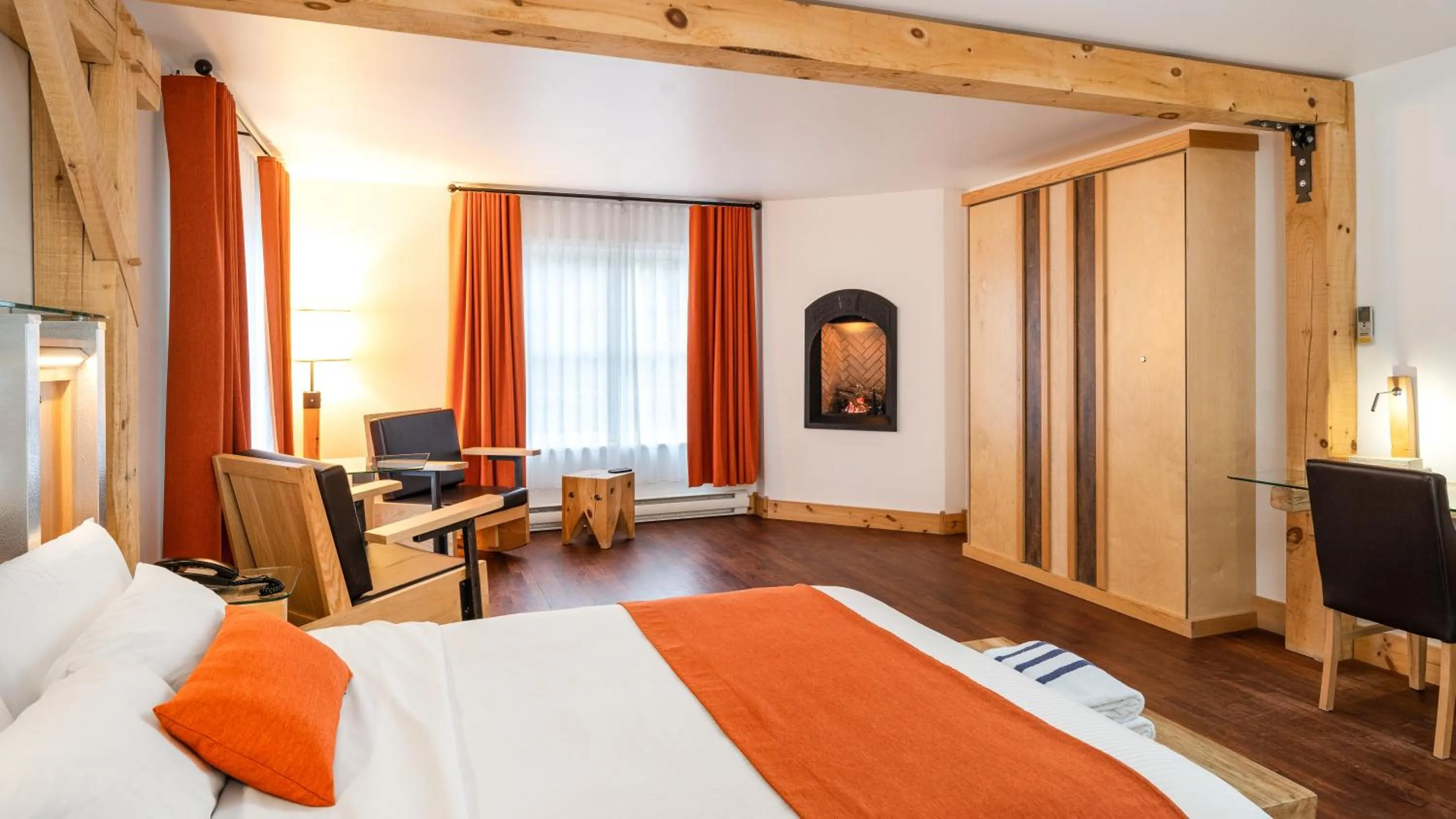 Luxury Quadruple Room in Le Baluchon Éco-villégiature