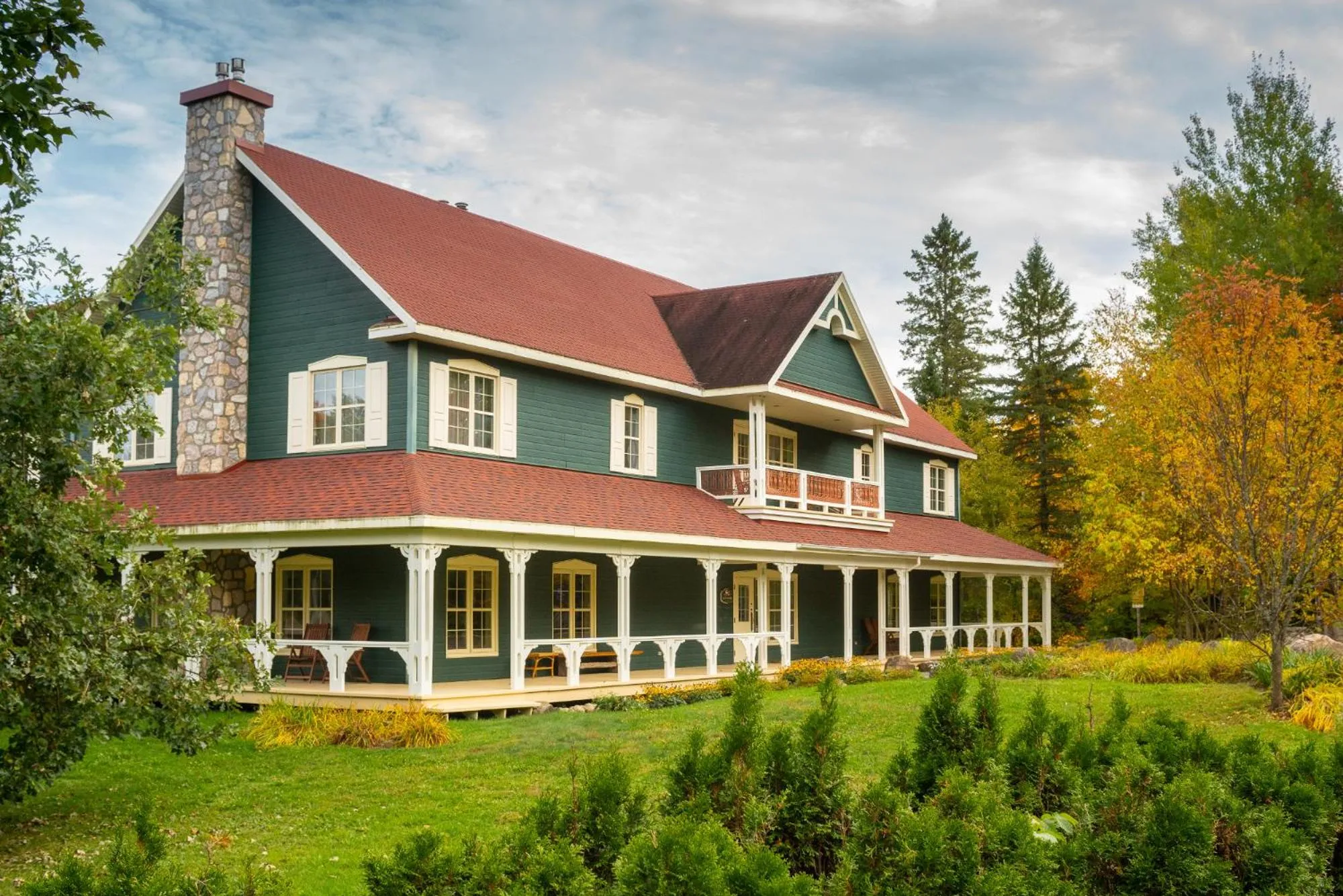 Property building in Le Baluchon Éco-villégiature