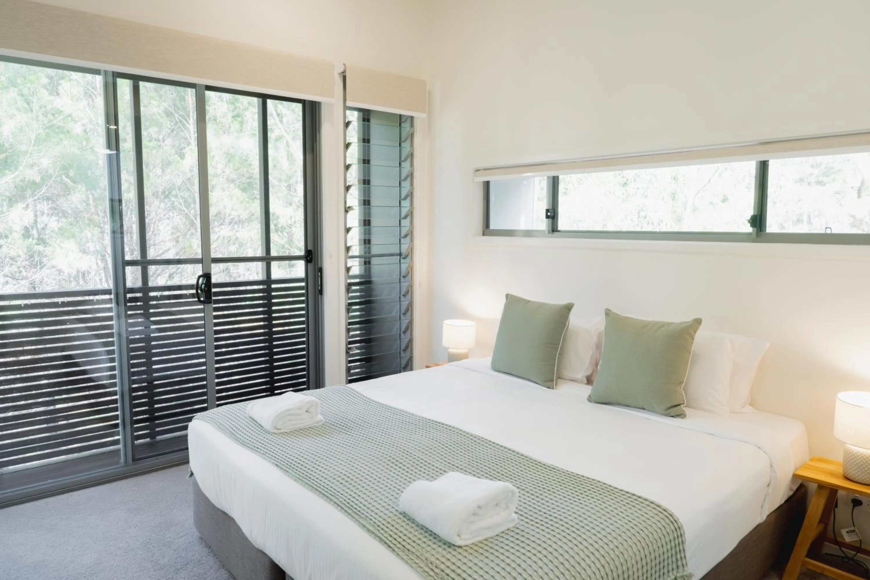 Bed in Beach Road Holiday Homes