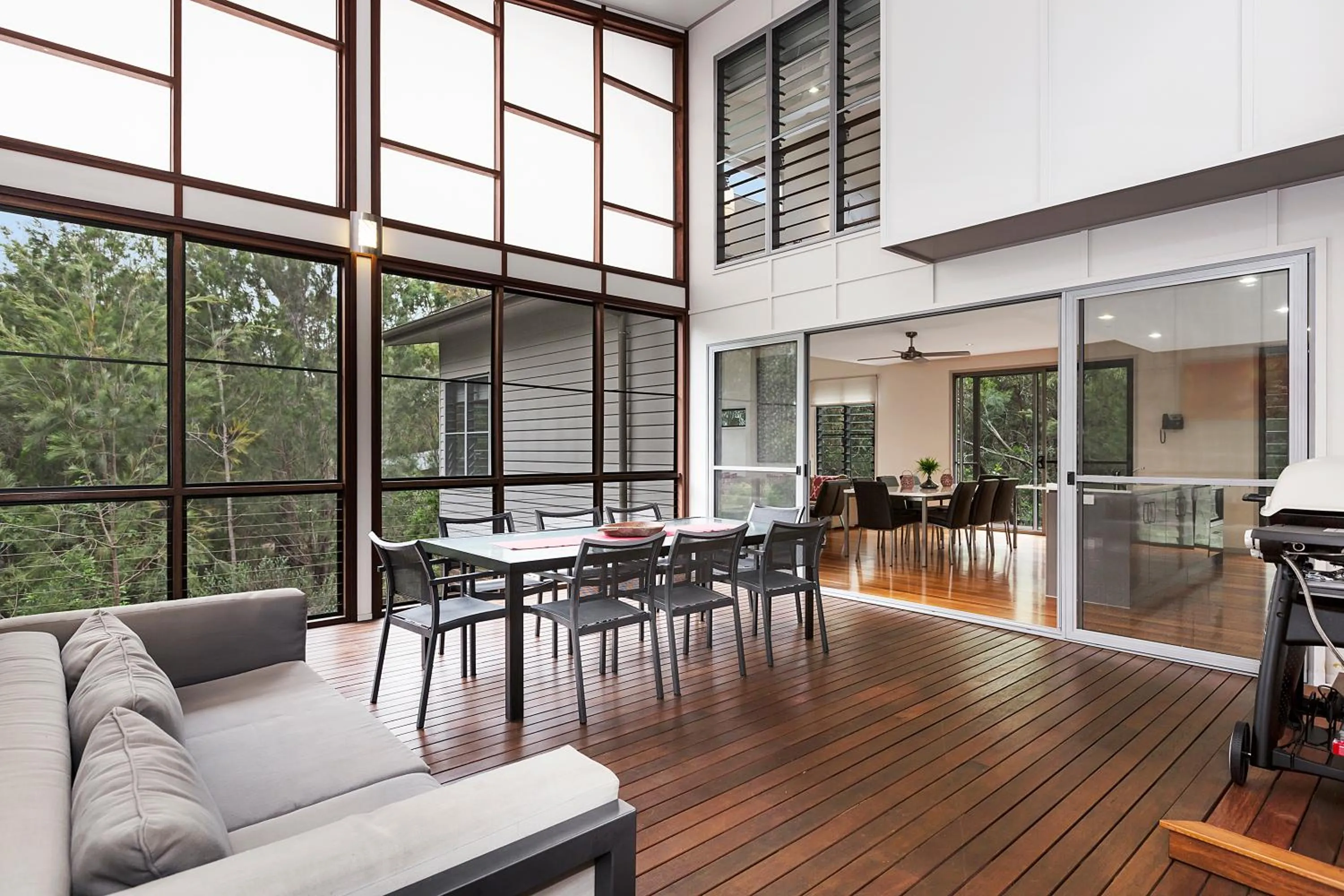 BBQ facilities in Beach Road Holiday Homes