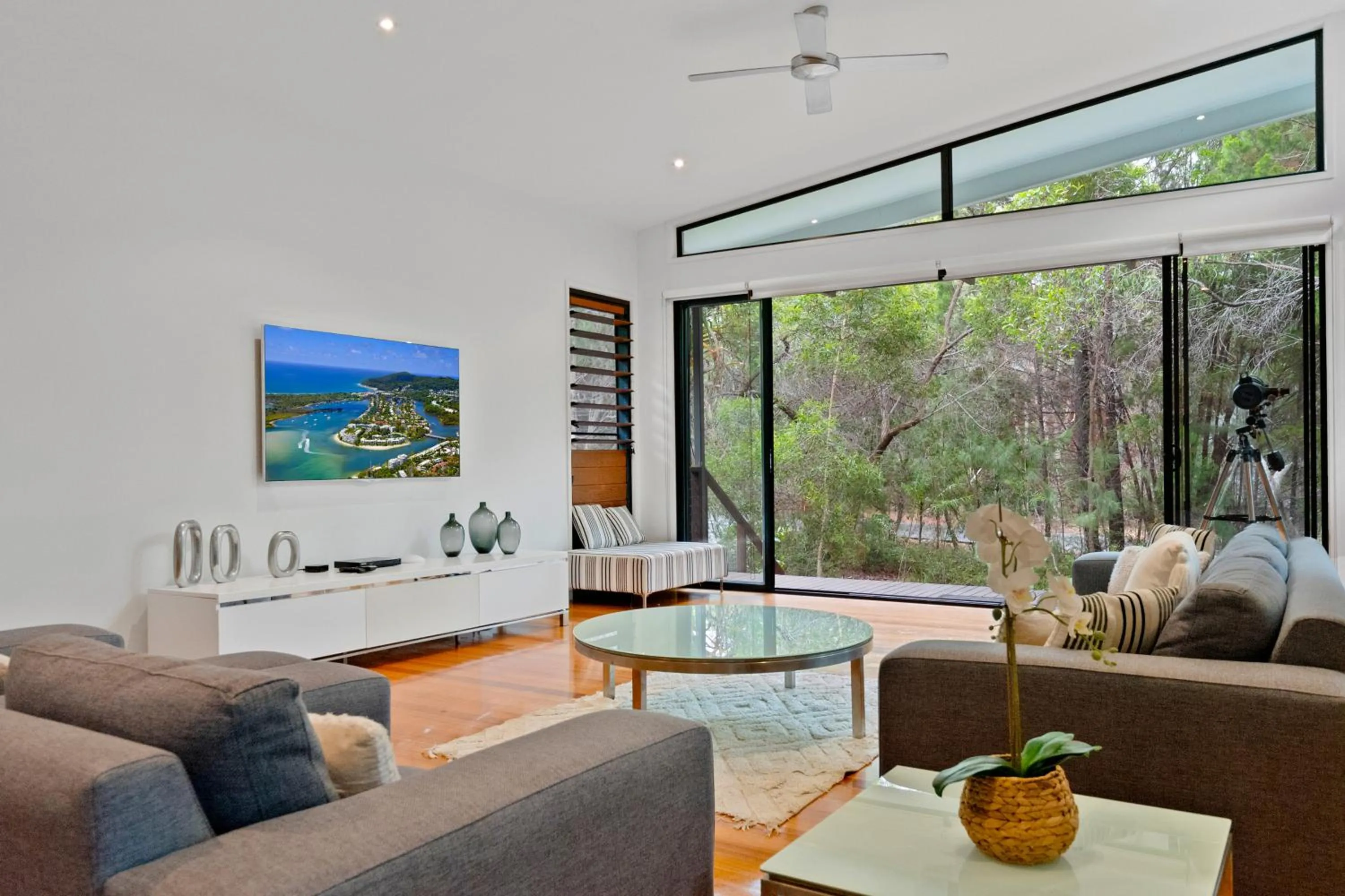 Living room in Beach Road Holiday Homes