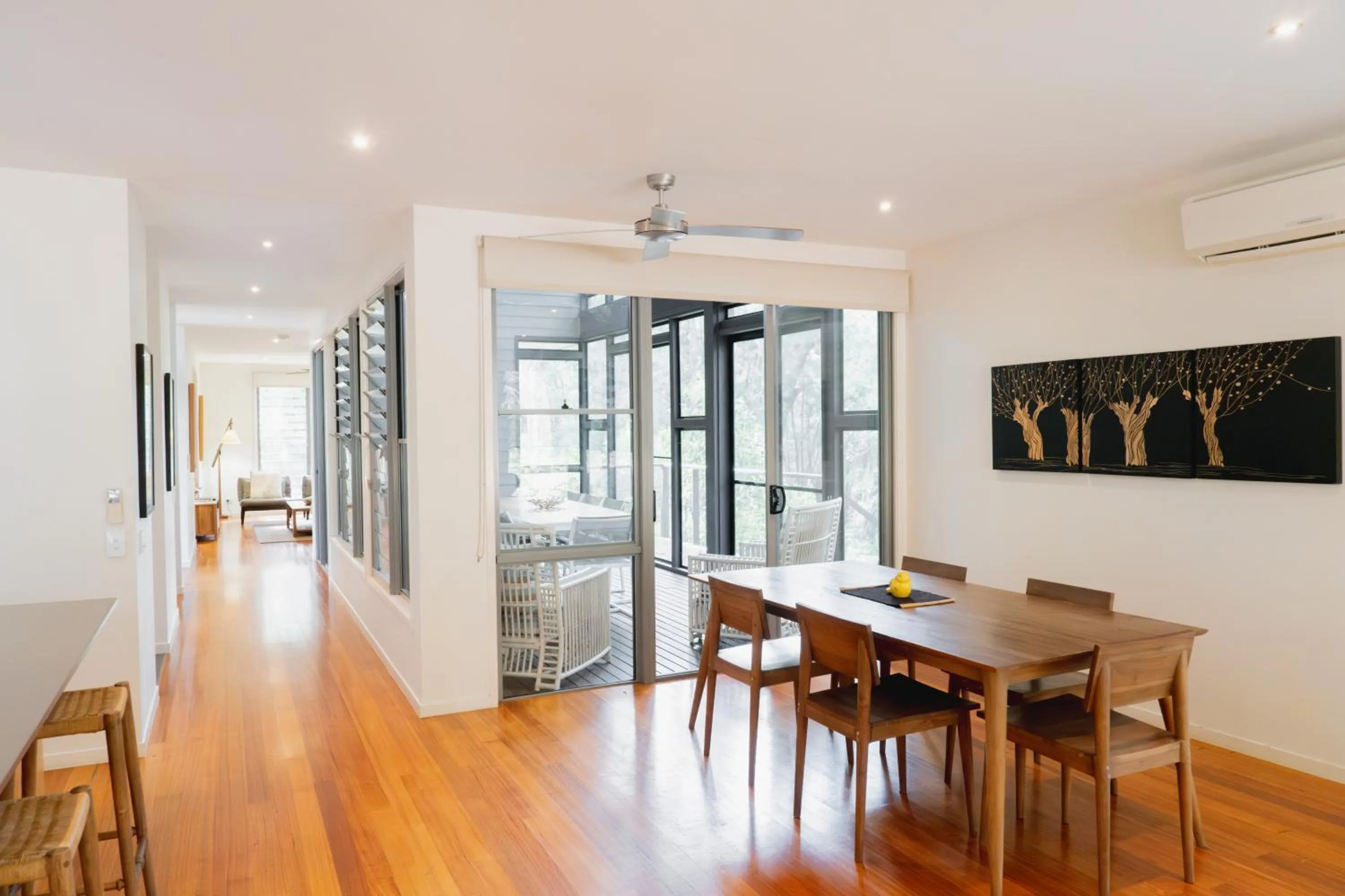 Dining area in Beach Road Holiday Homes