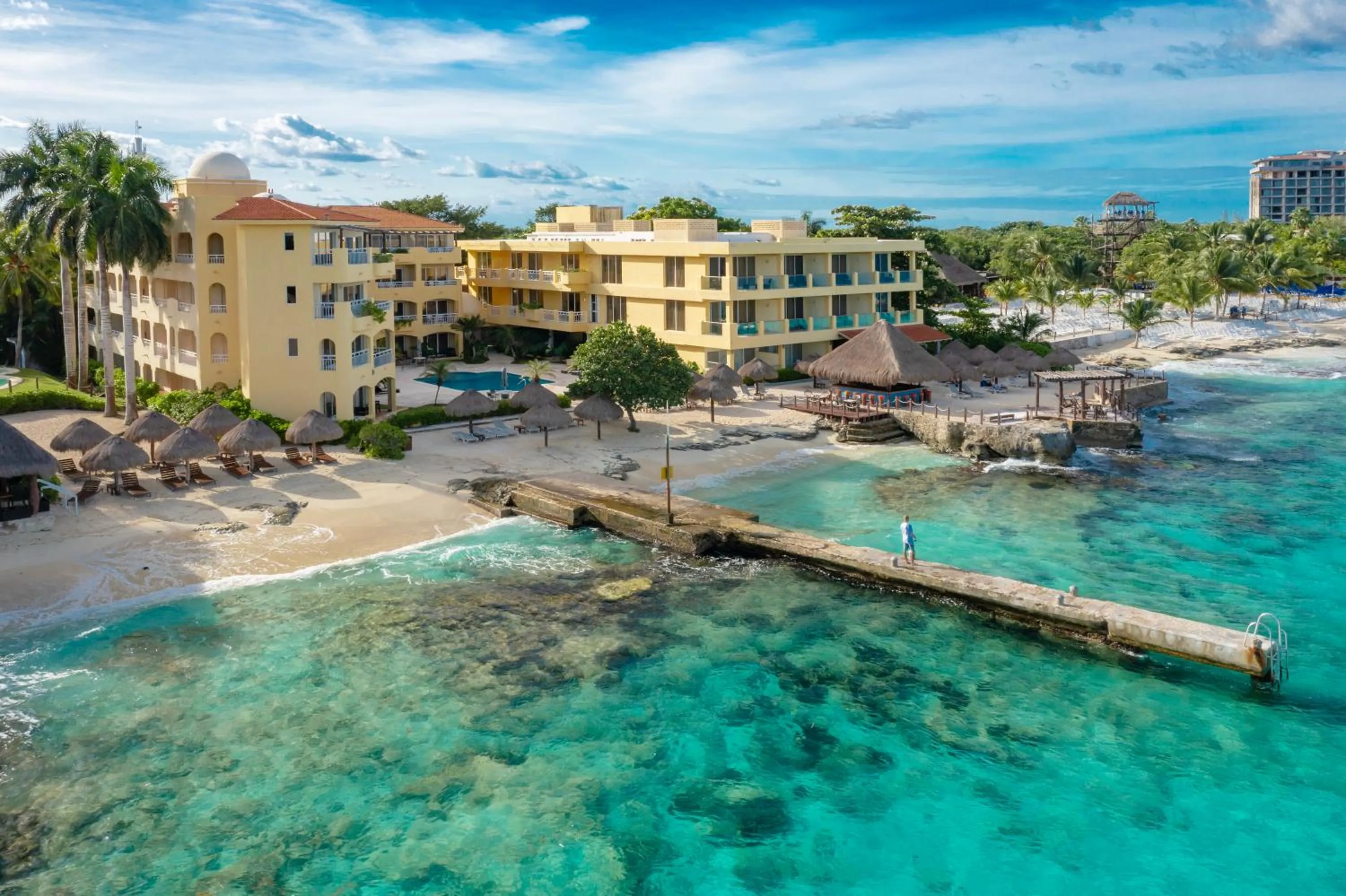 Property building in Playa Azul Cozumel