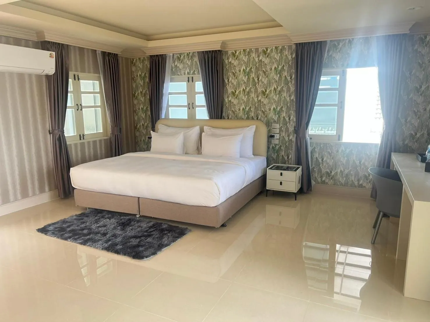 Bed in V20 Boutique Jacuzzi Hotel