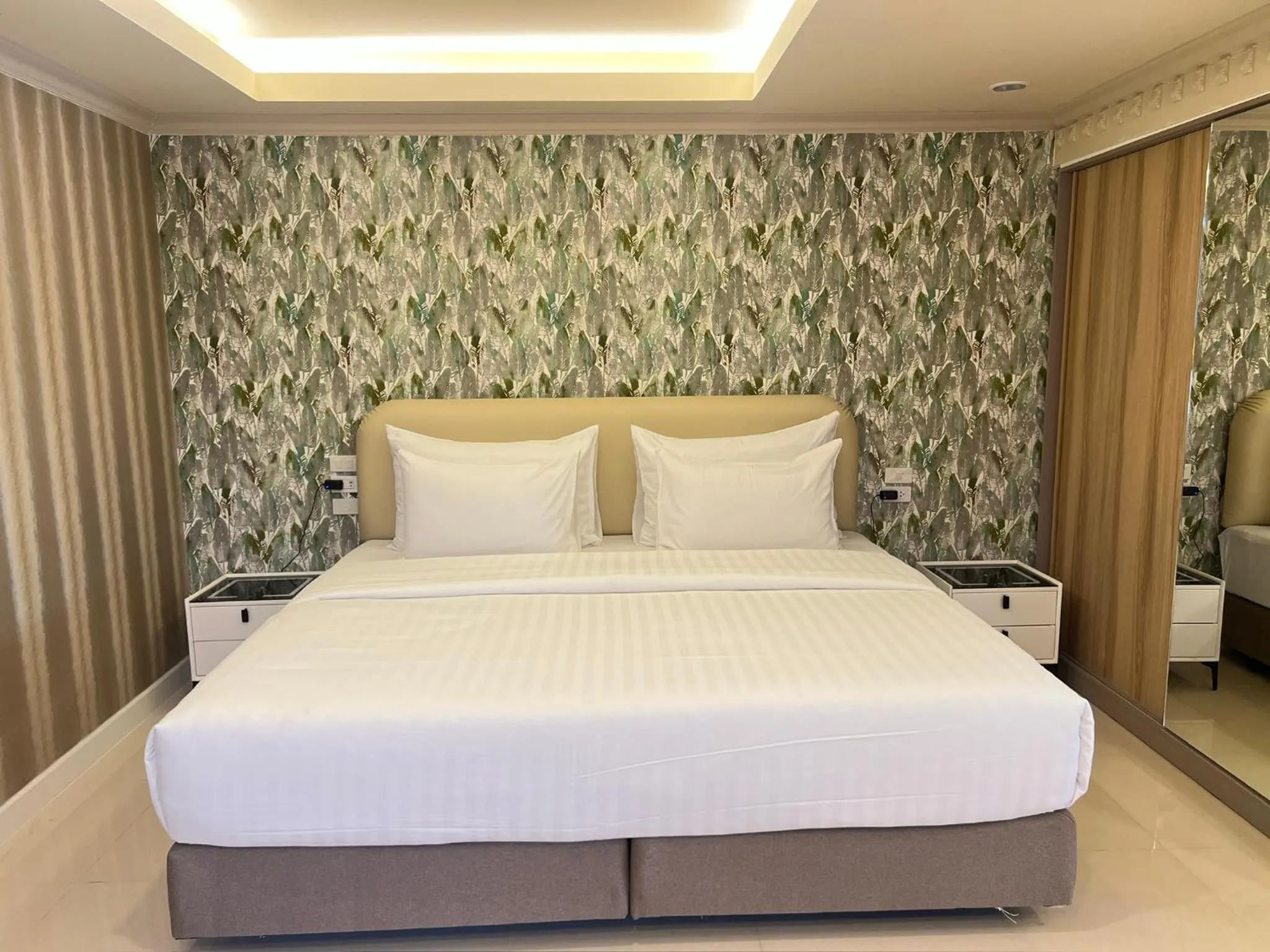 Bed in V20 Boutique Jacuzzi Hotel