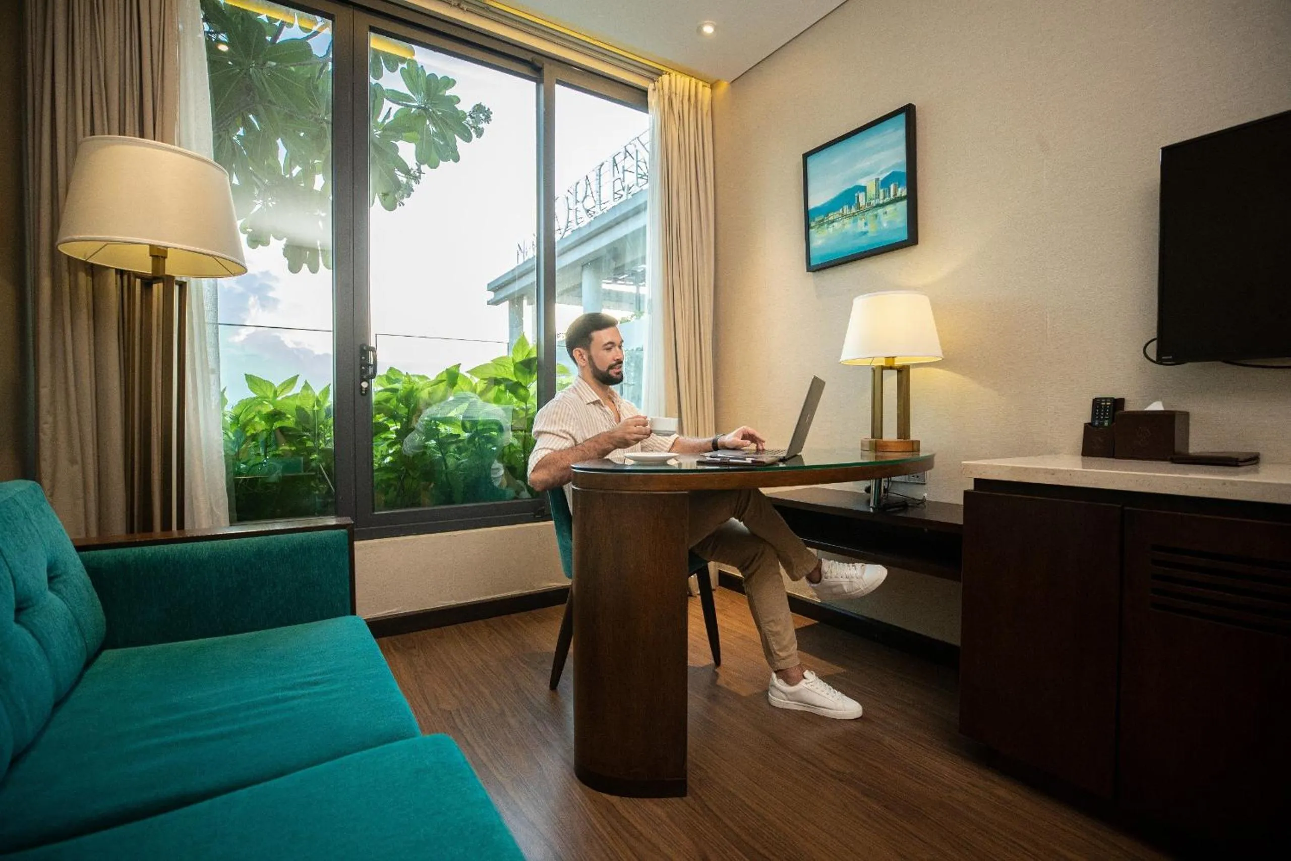 Living room in New Orient Hotel Da Nang
