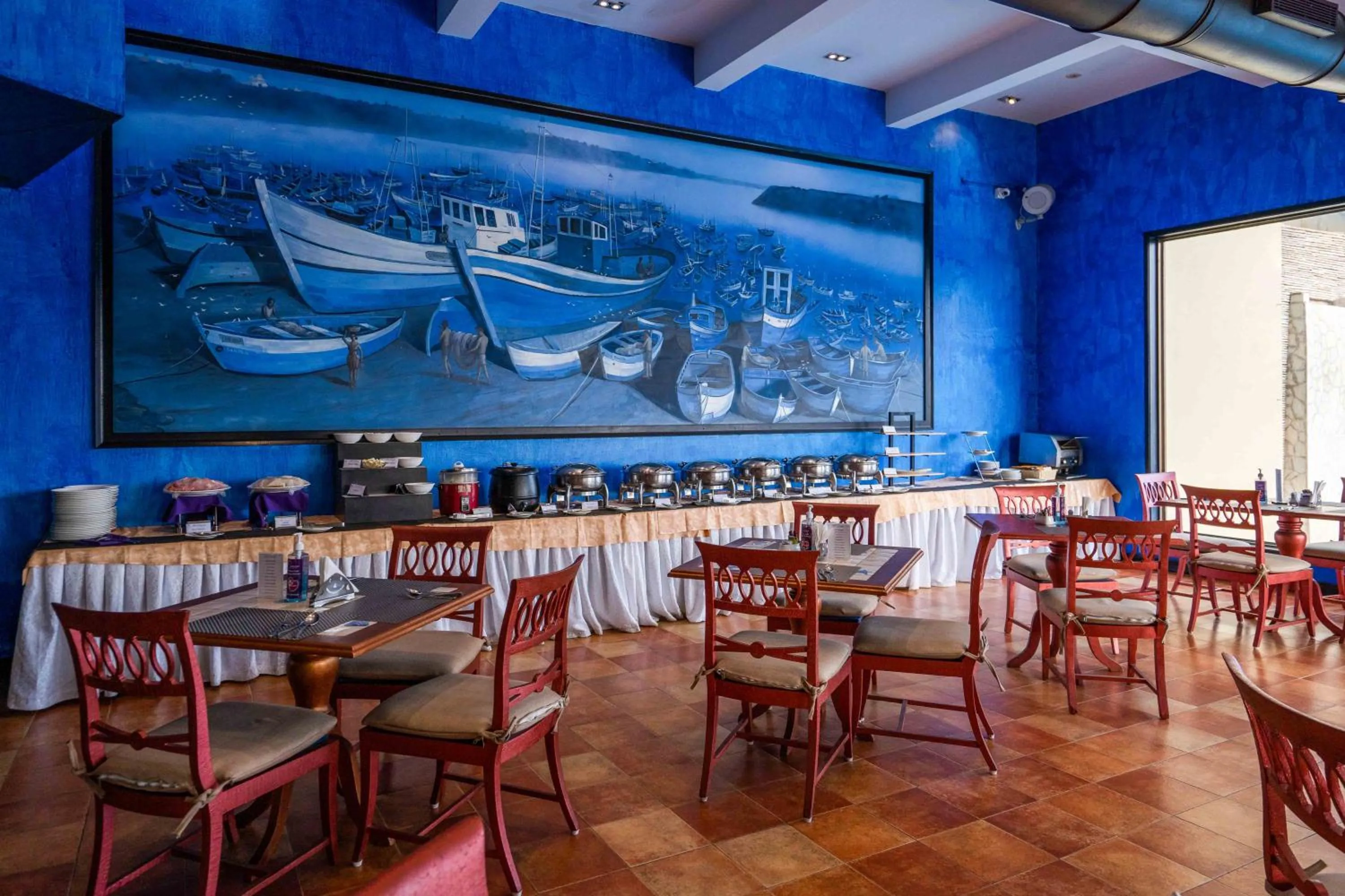 Restaurant/places to eat in The Crown Goa