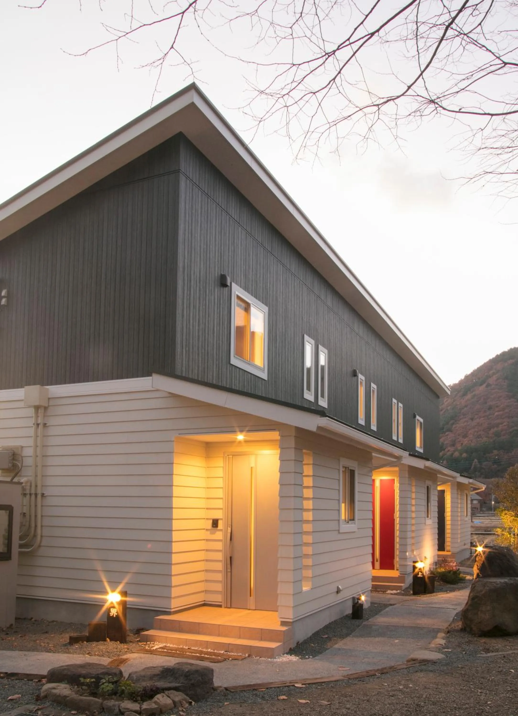 Facade/entrance in Villa Yushin