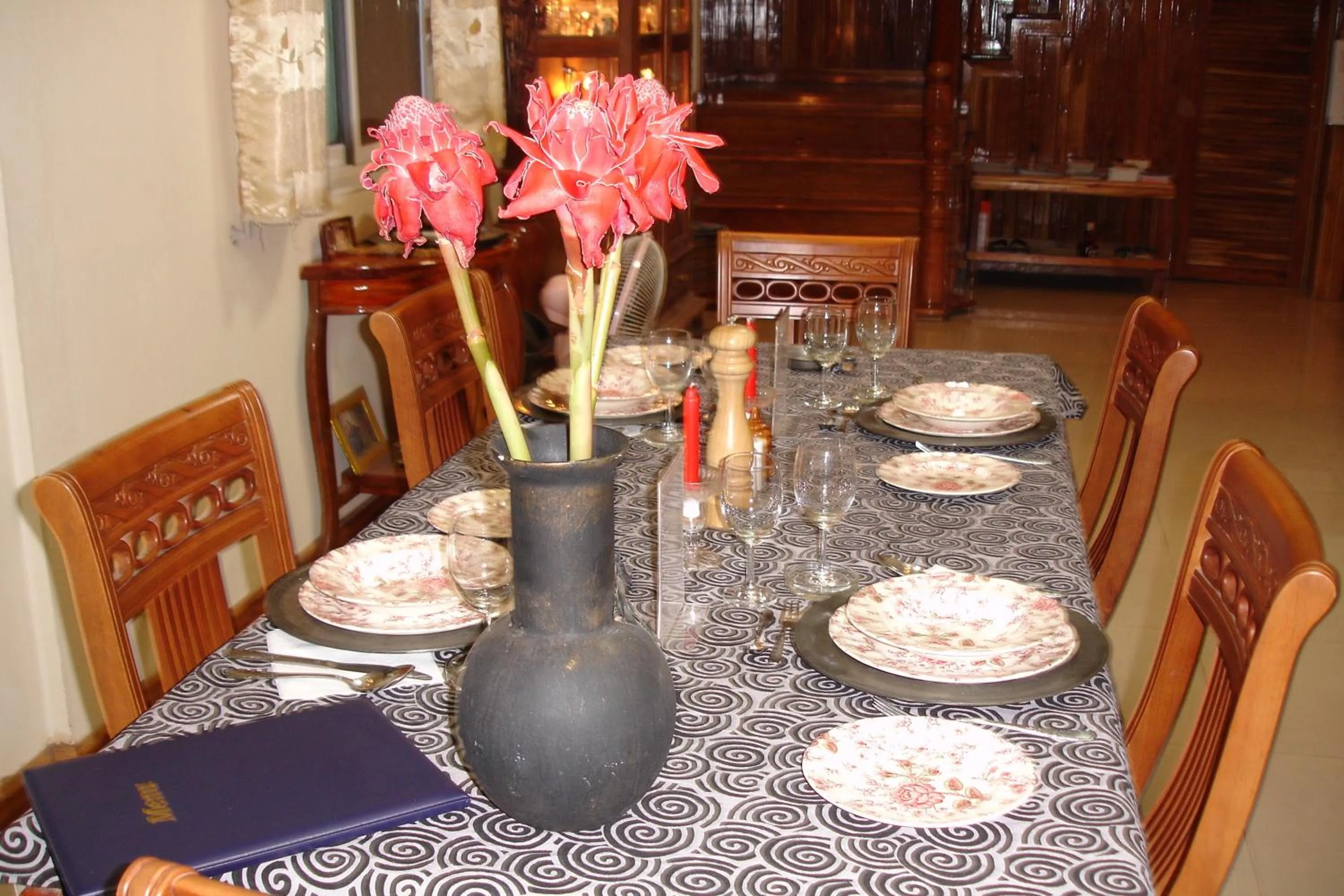 Home Stay Stc Bed And Breakfast