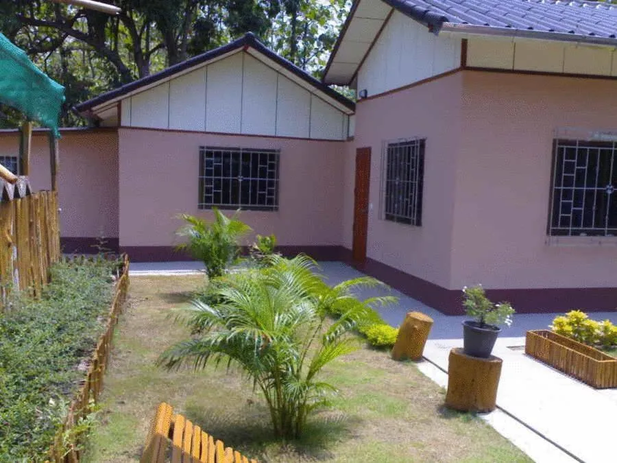 Home Stay Stc Bed And Breakfast