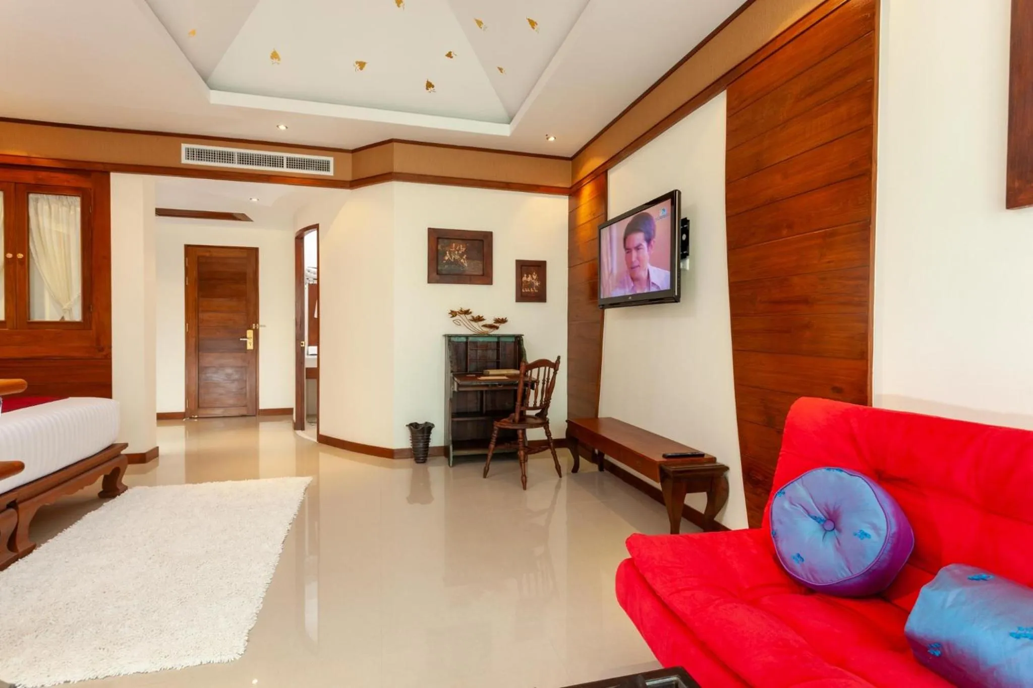 Bedroom, Bed in Kodchasri Thani Hotel Chiangmai