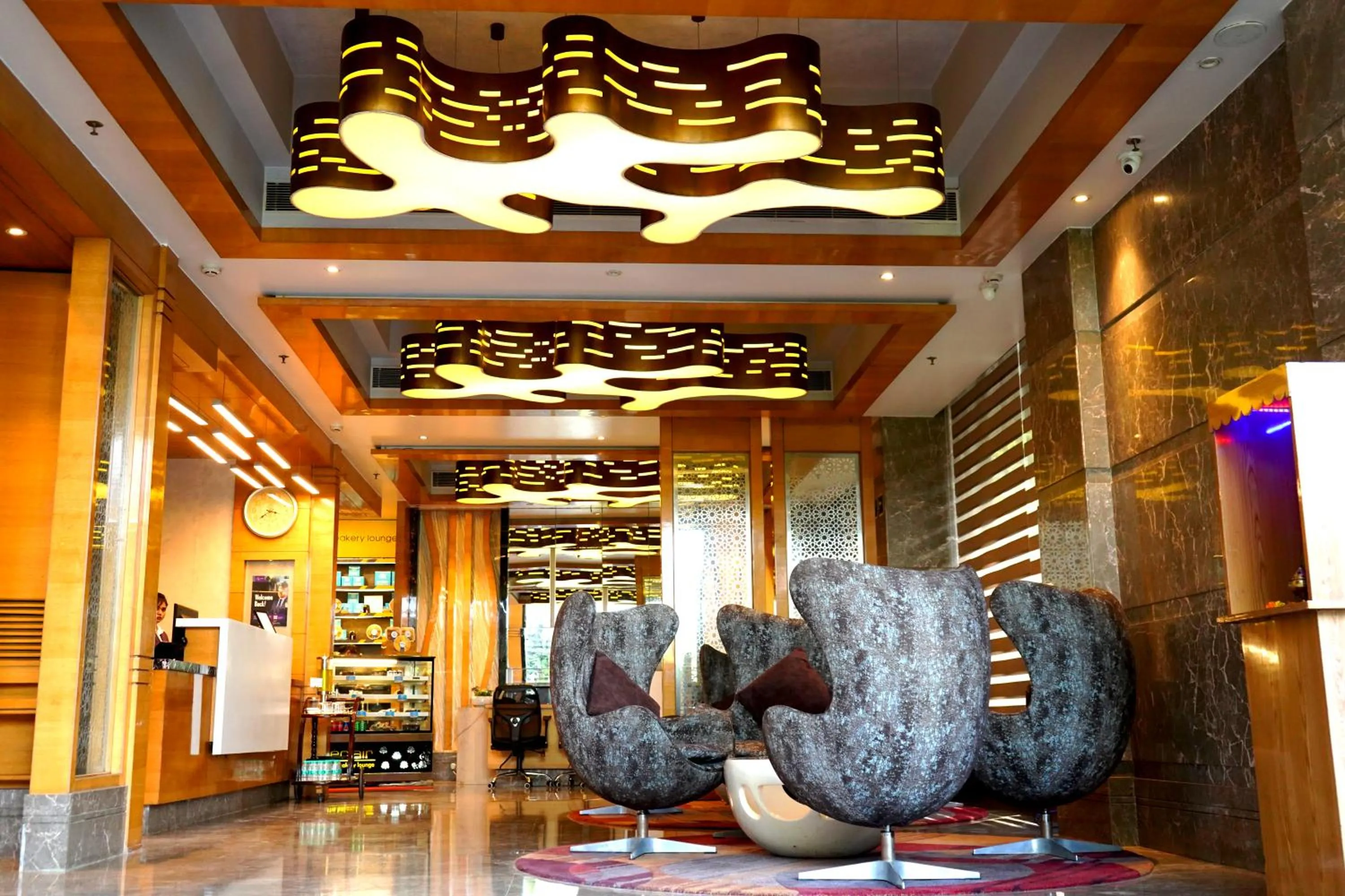 Lobby or reception in Regenta Central the Crystal Kanpur,