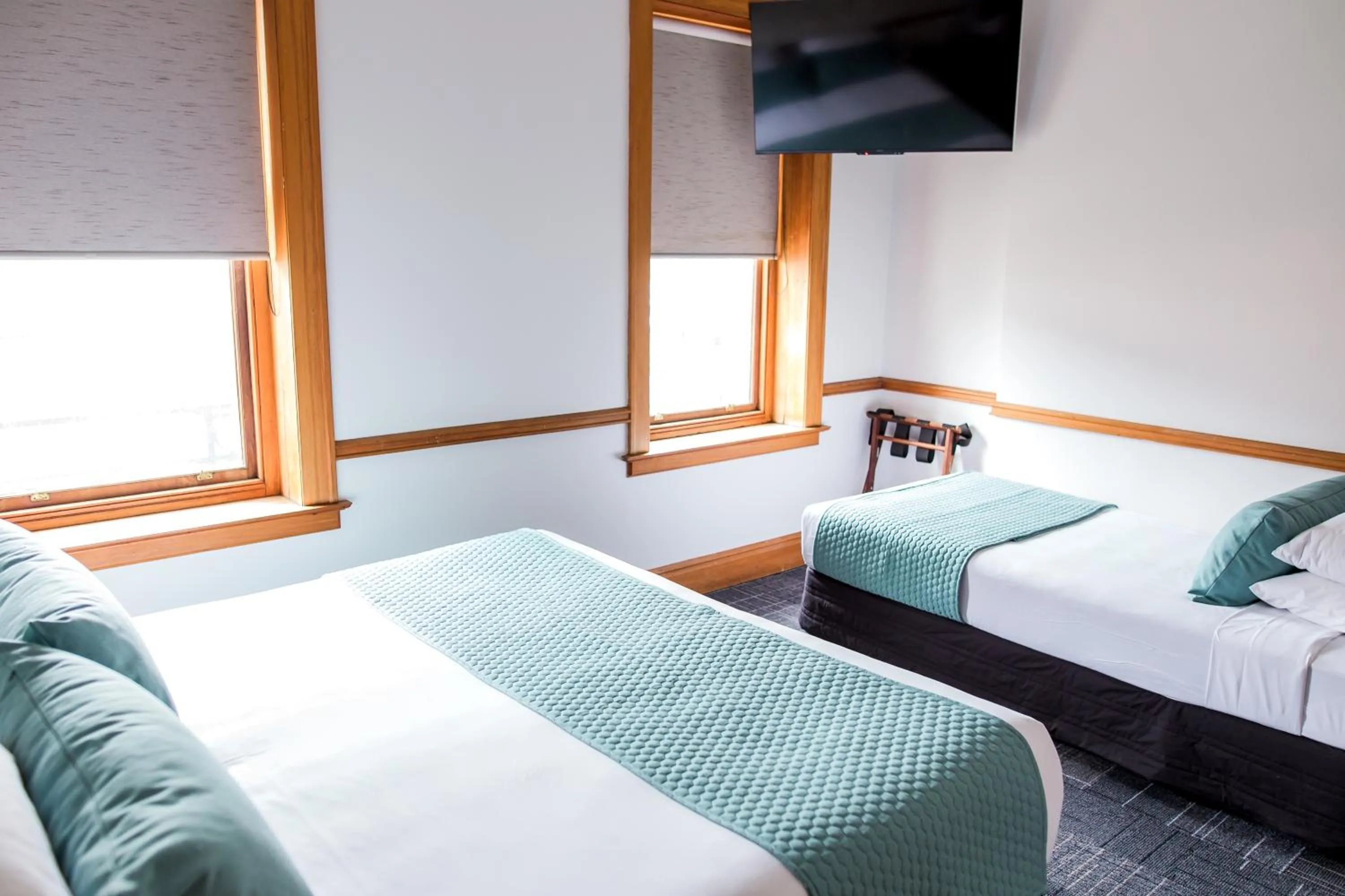 Bed in The Cambridge Hotel & Backpackers