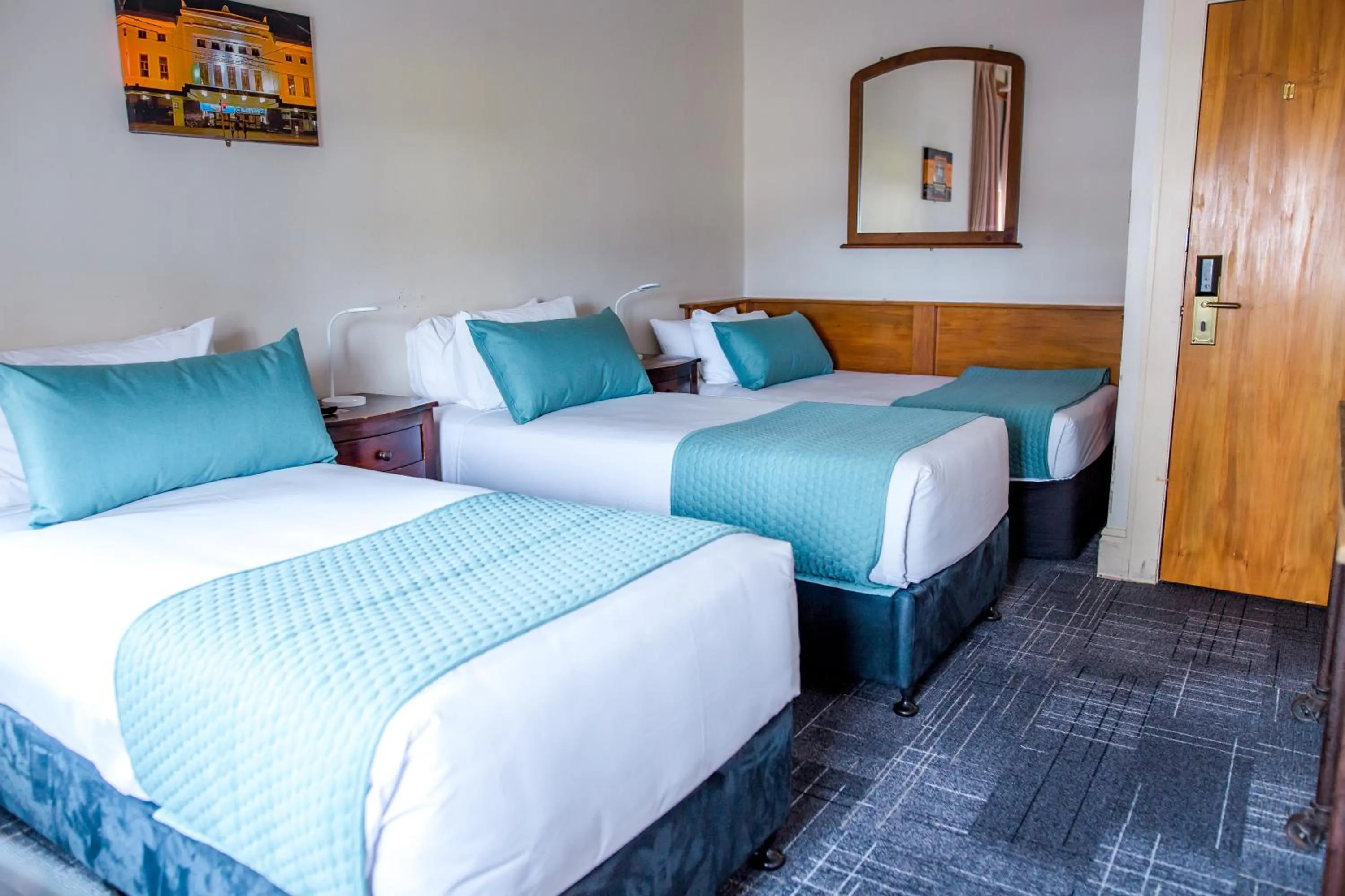 Bed in The Cambridge Hotel & Backpackers