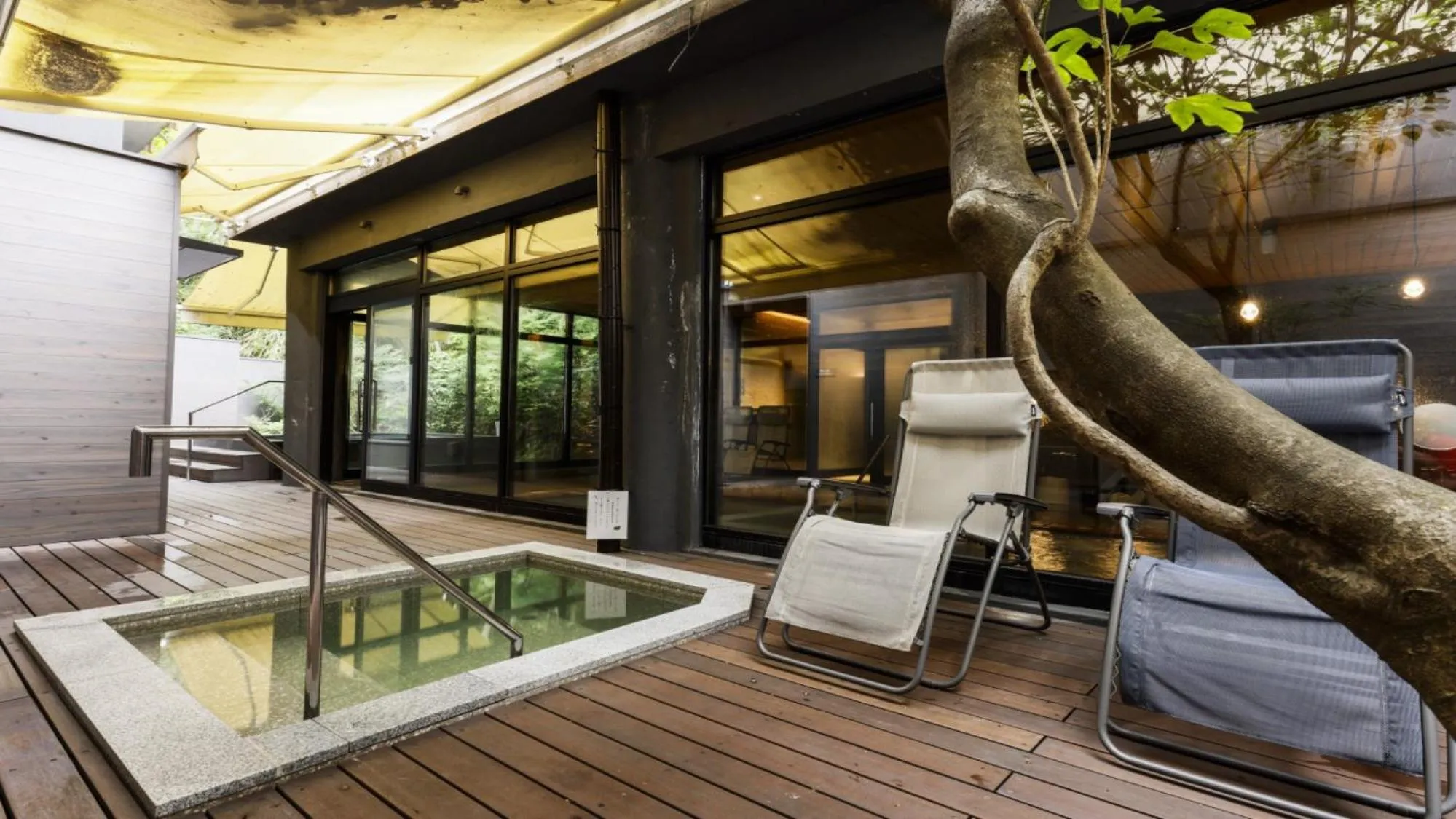 Public Bath in Yoshidaya Sannoukaku