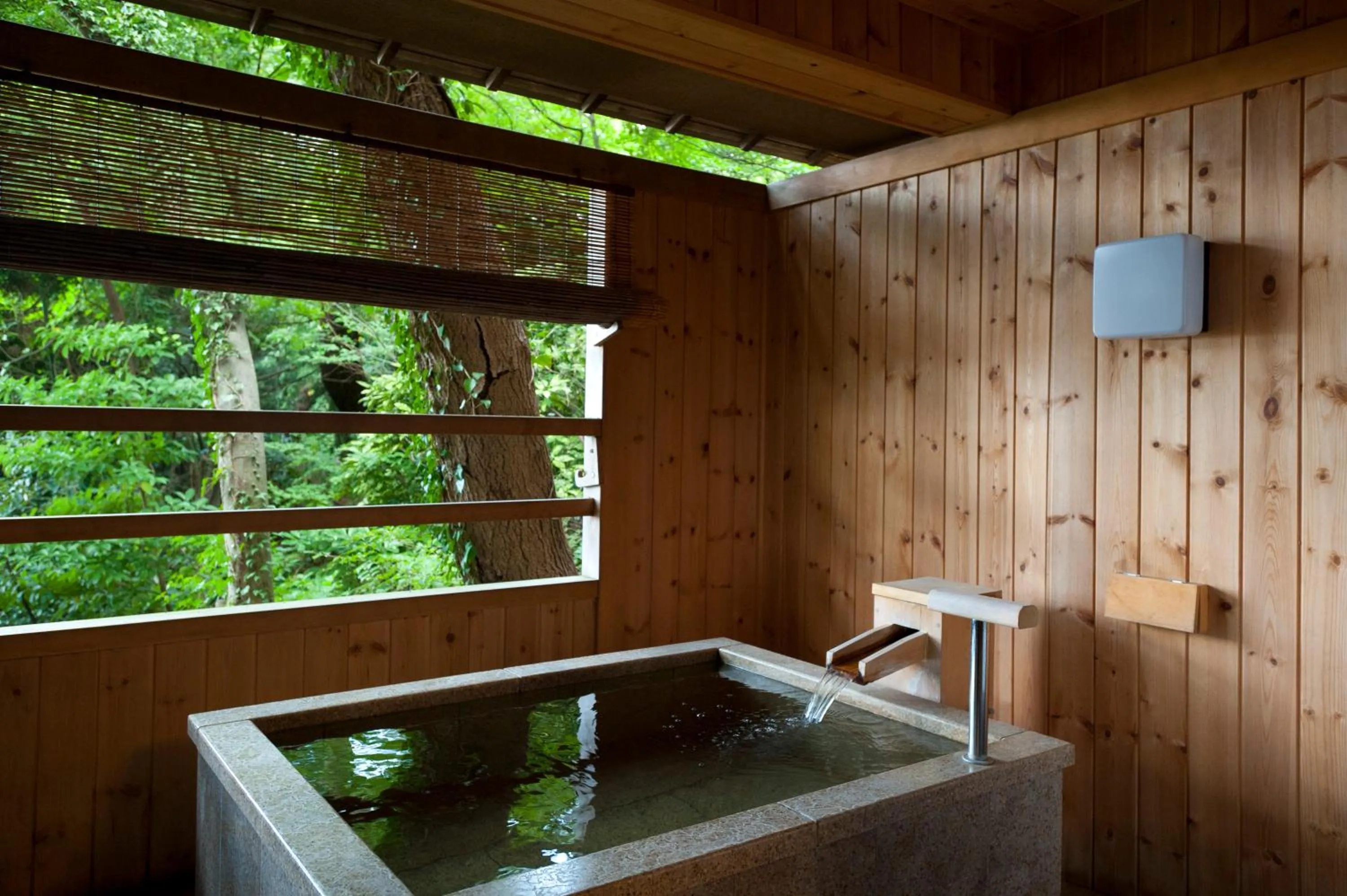 Day in Yoshidaya Sannoukaku