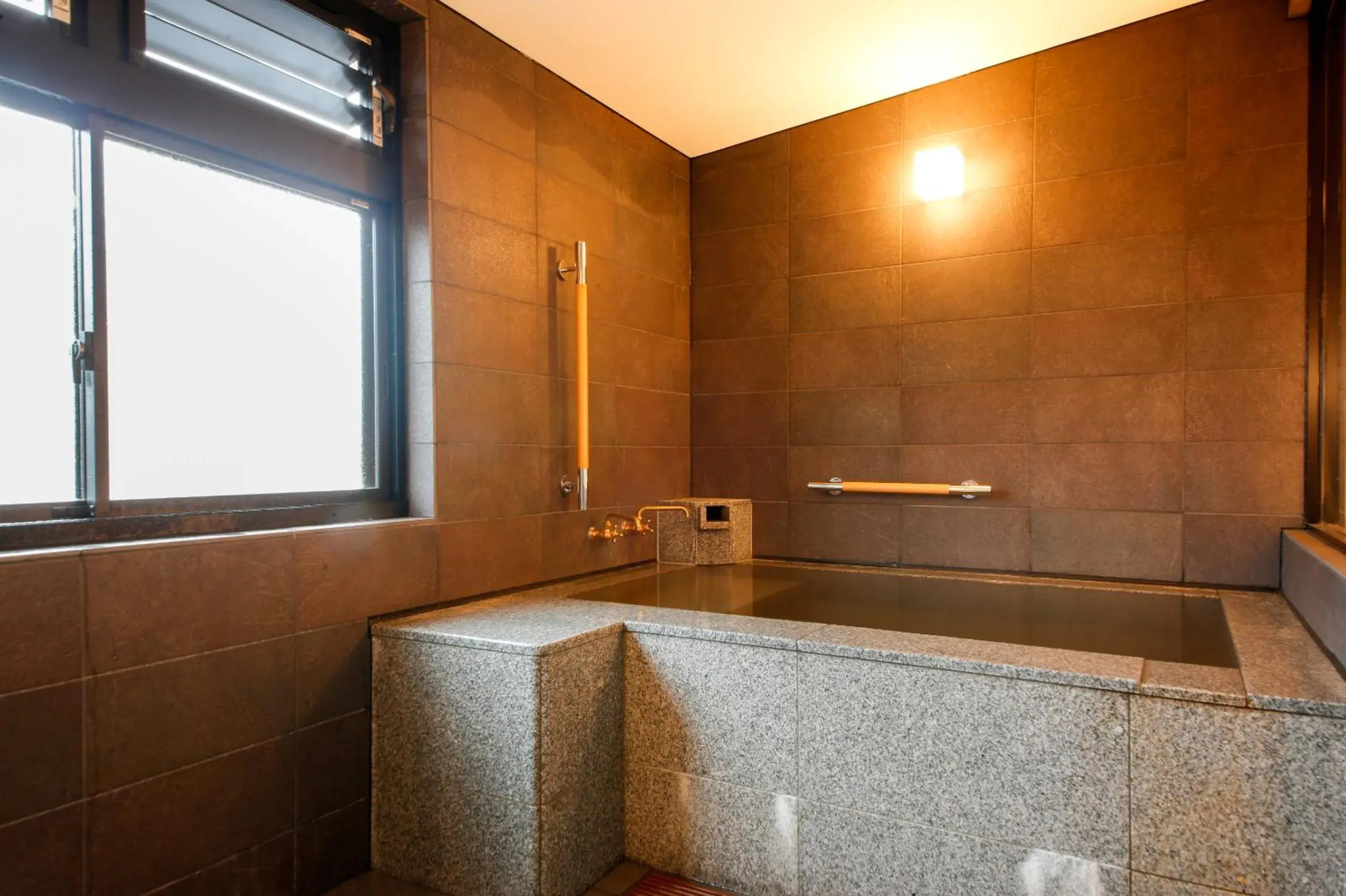 Comfort Quadruple Room in Yoshidaya Sannoukaku Comfort Quadruple Room in Yoshidaya Sannoukaku