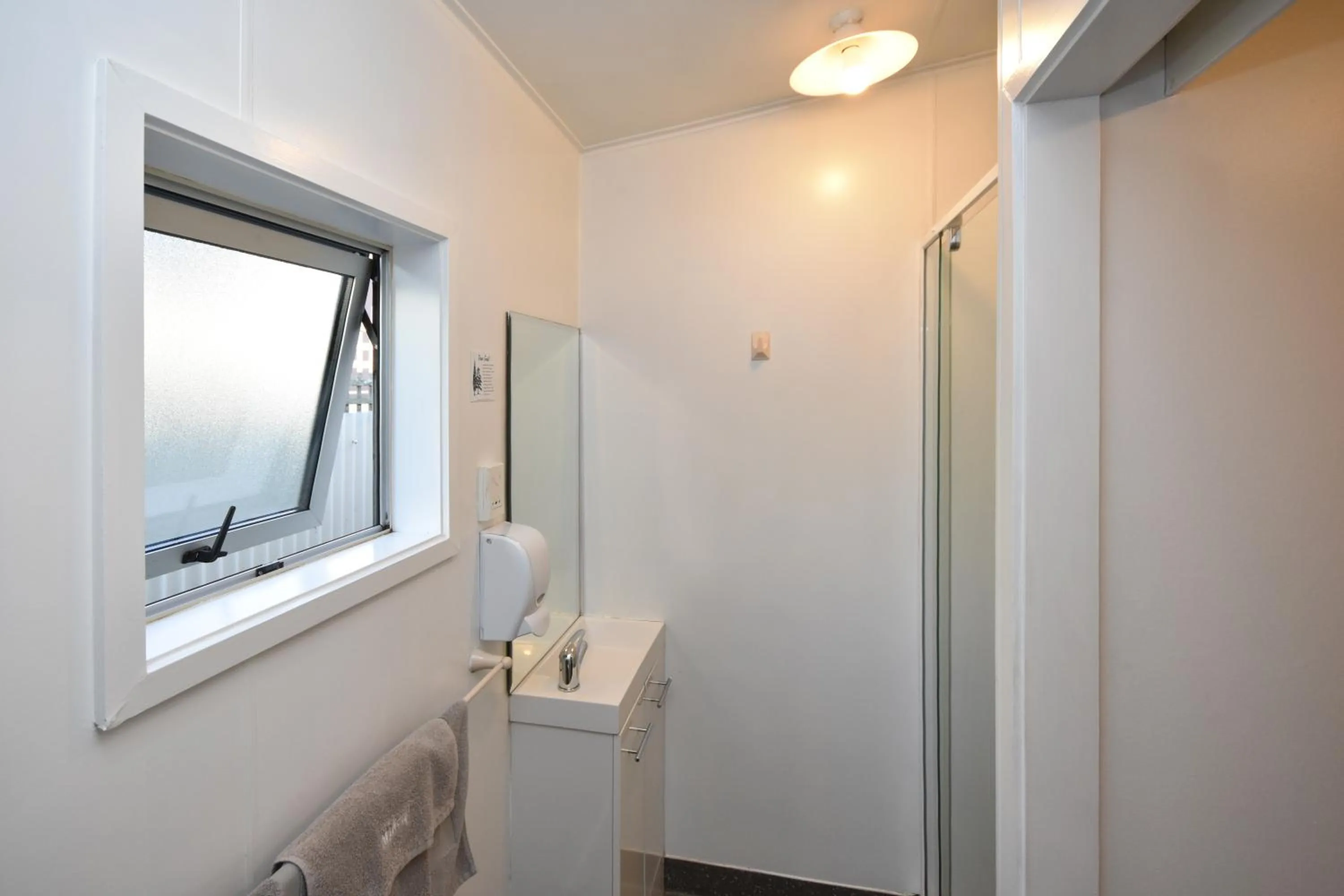 Bathroom in Garden Motel