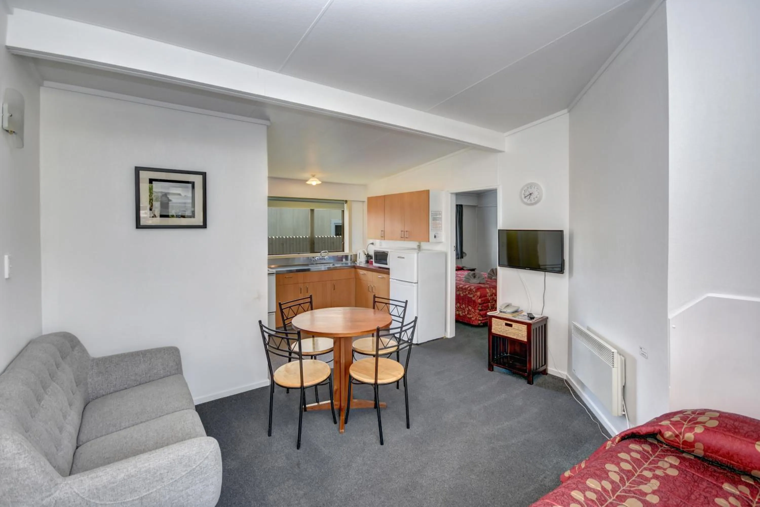 Living room in Garden Motel