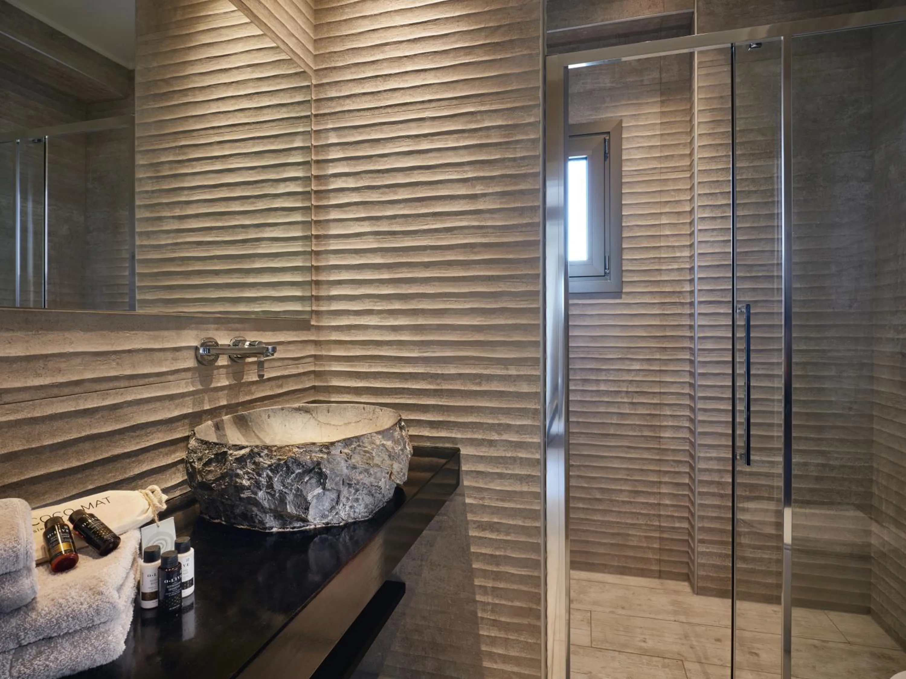 Toilet in Prima Vista Beachfront Boutique Hotel