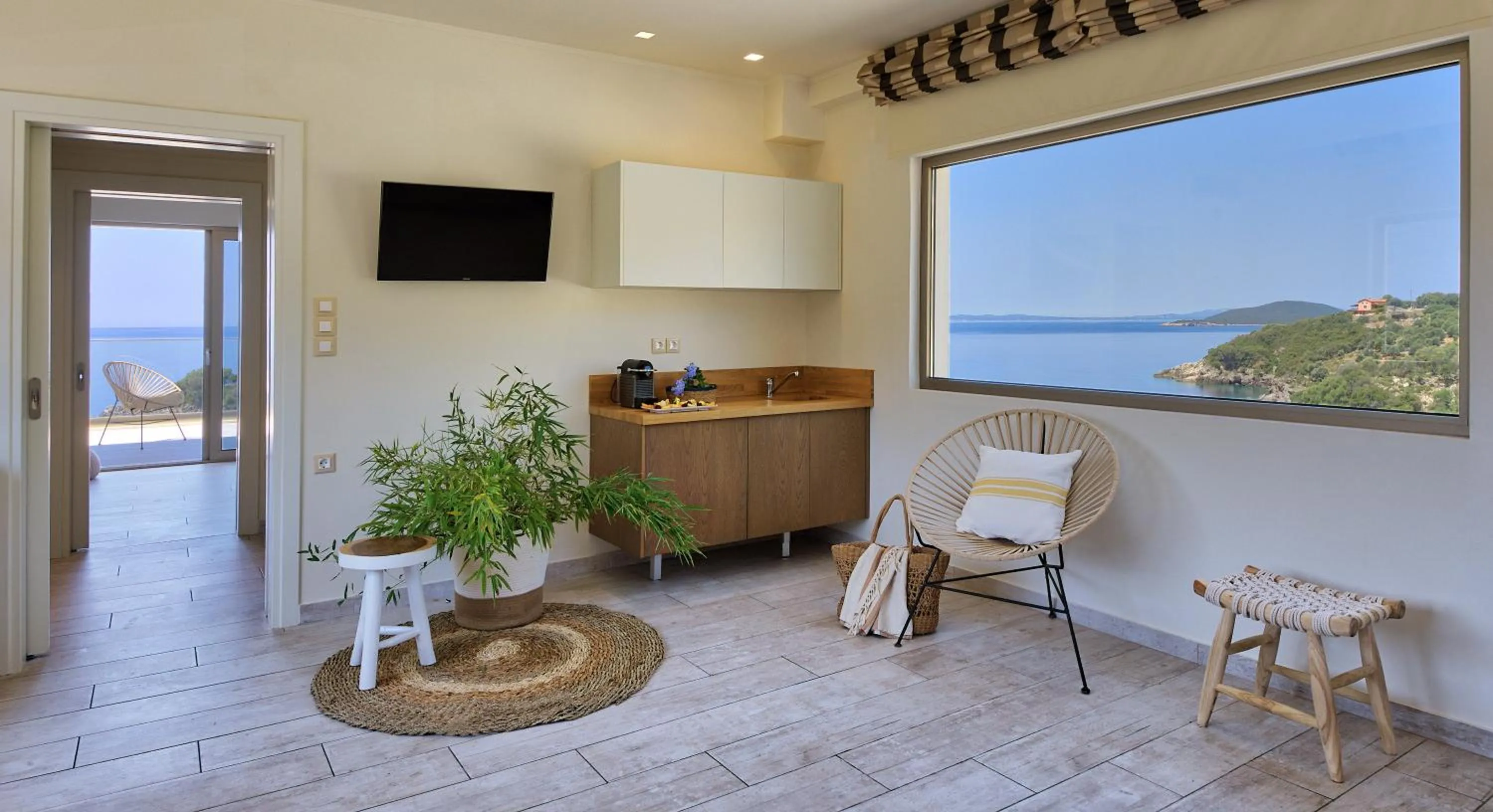 Living room in Prima Vista Beachfront Boutique Hotel