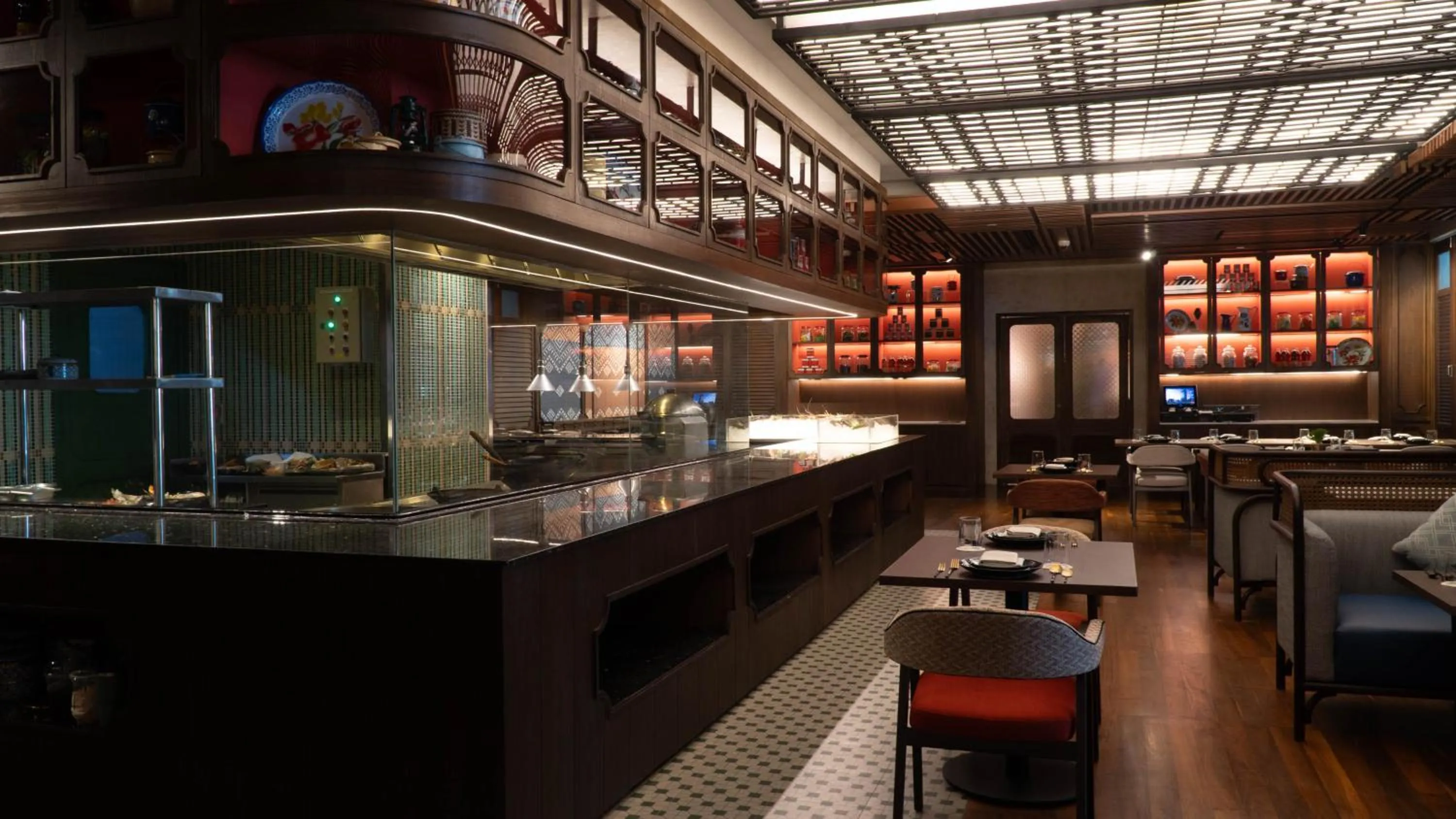 Restaurant/places to eat in Amari Bangkok