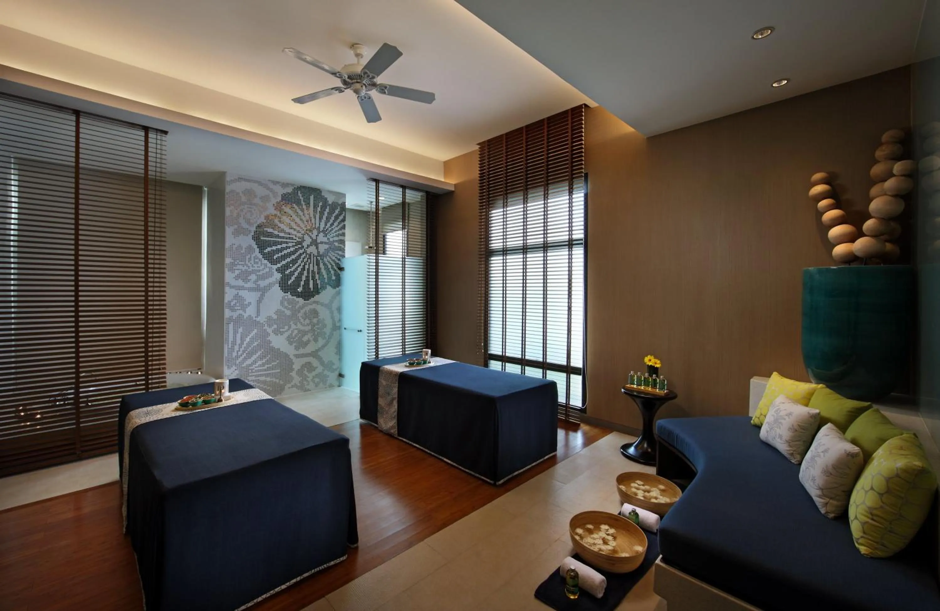 Area and facilities, Bed in Amari Bangkok