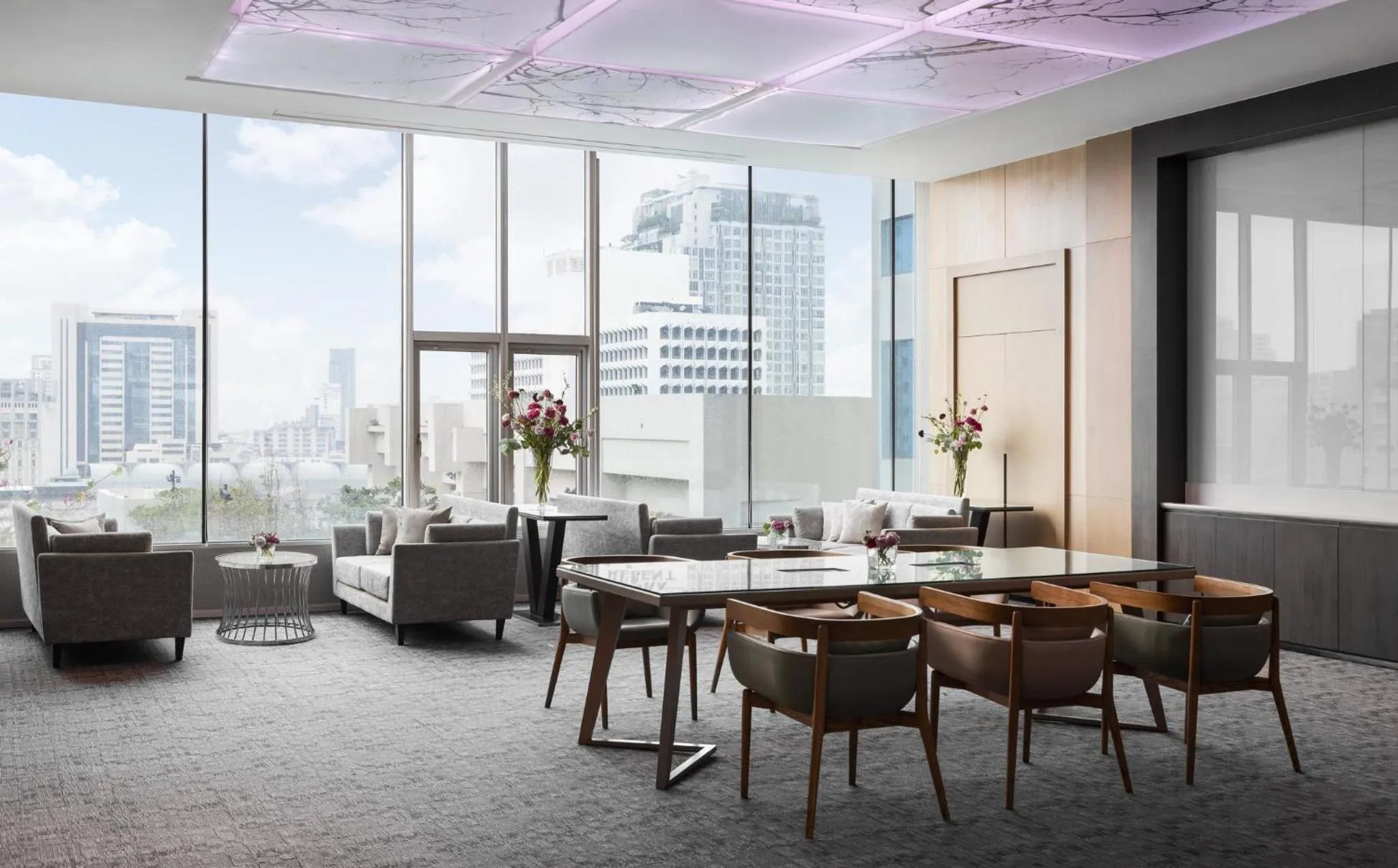 Restaurant/places to eat in Amari Bangkok