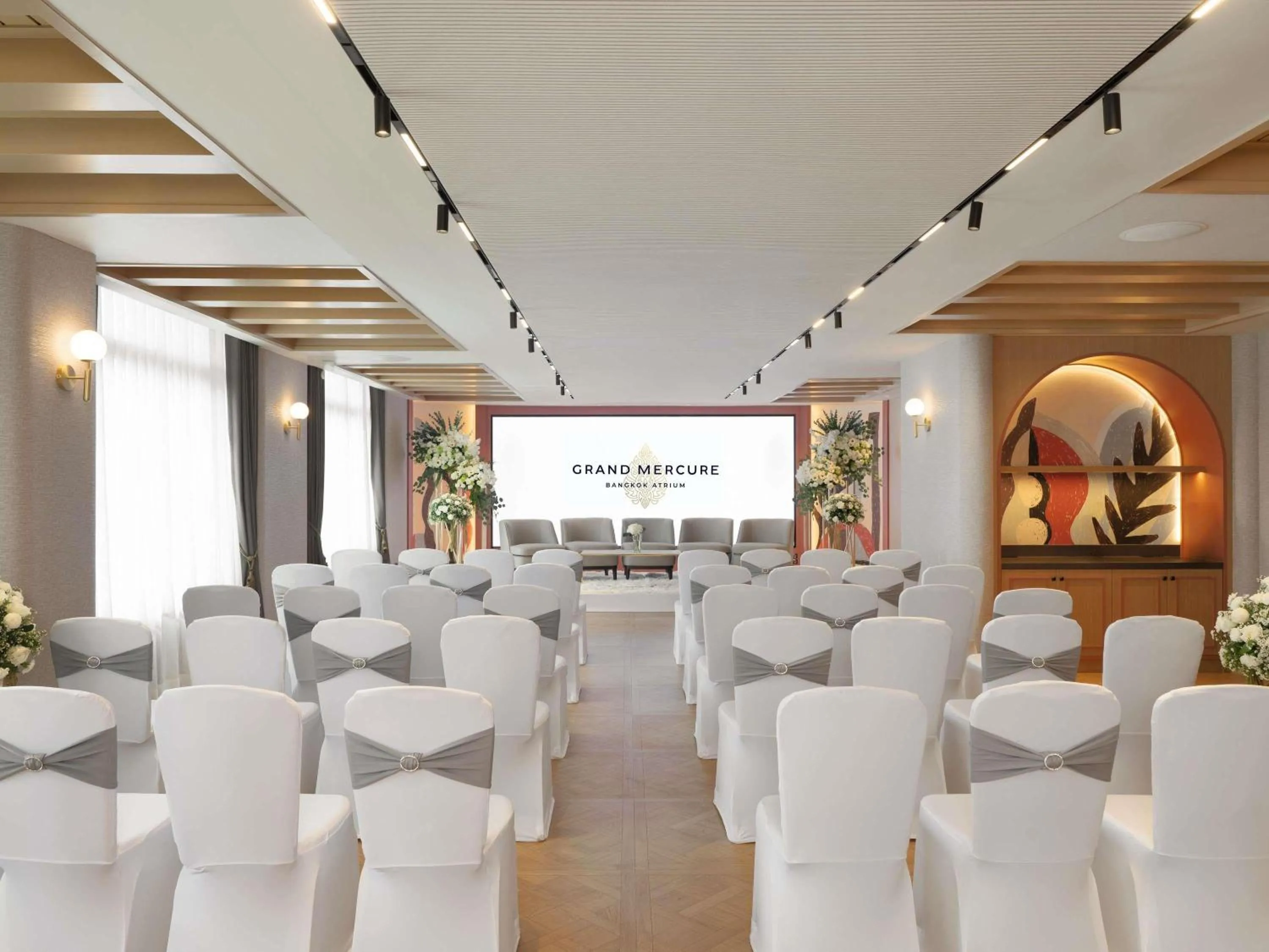 wedding in Grand Mercure Bangkok Atrium