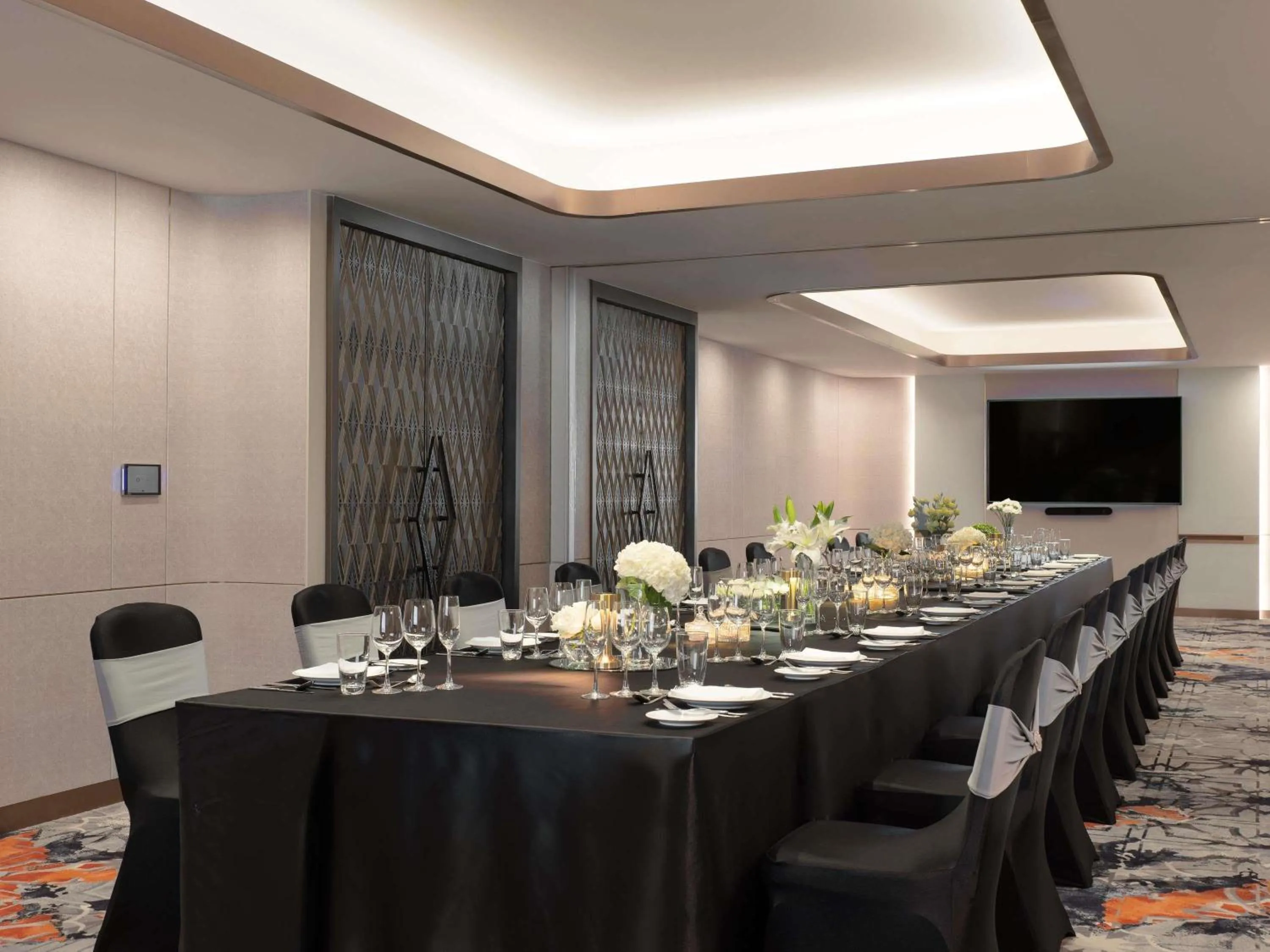 Meeting/conference room in Grand Mercure Bangkok Atrium