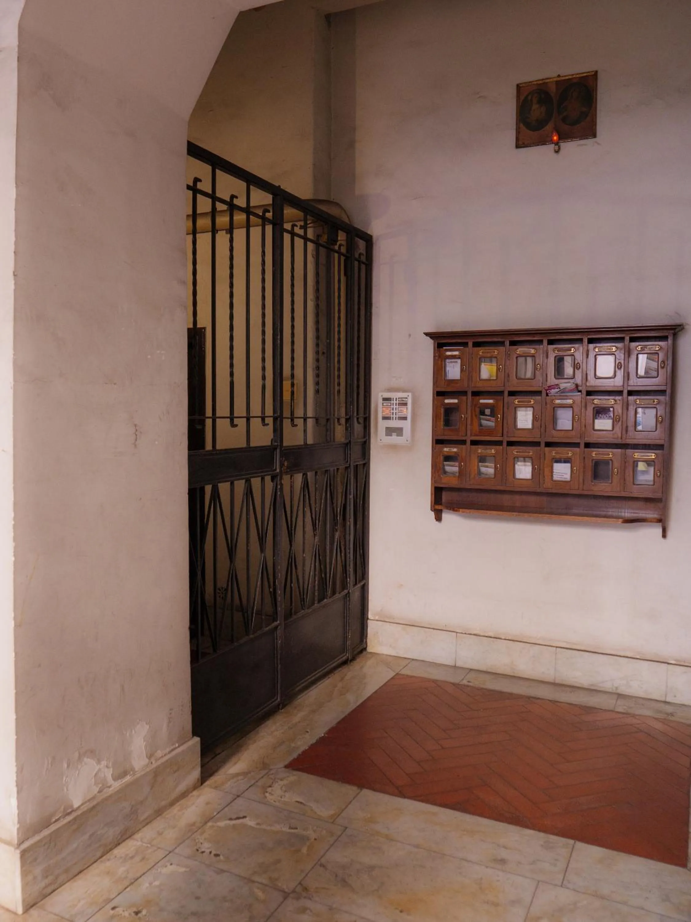 Colosseo Guest House