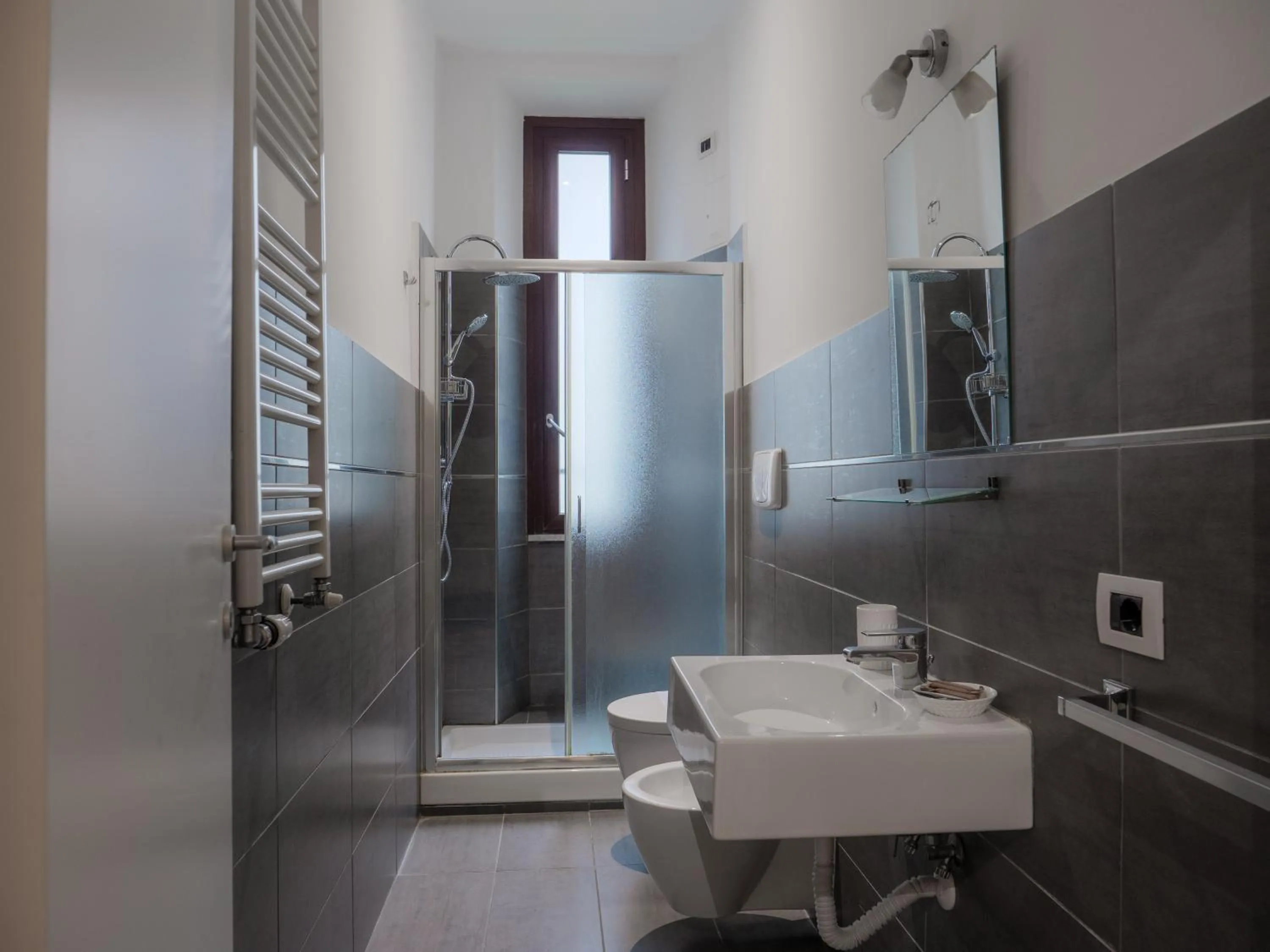 Colosseo Guest House