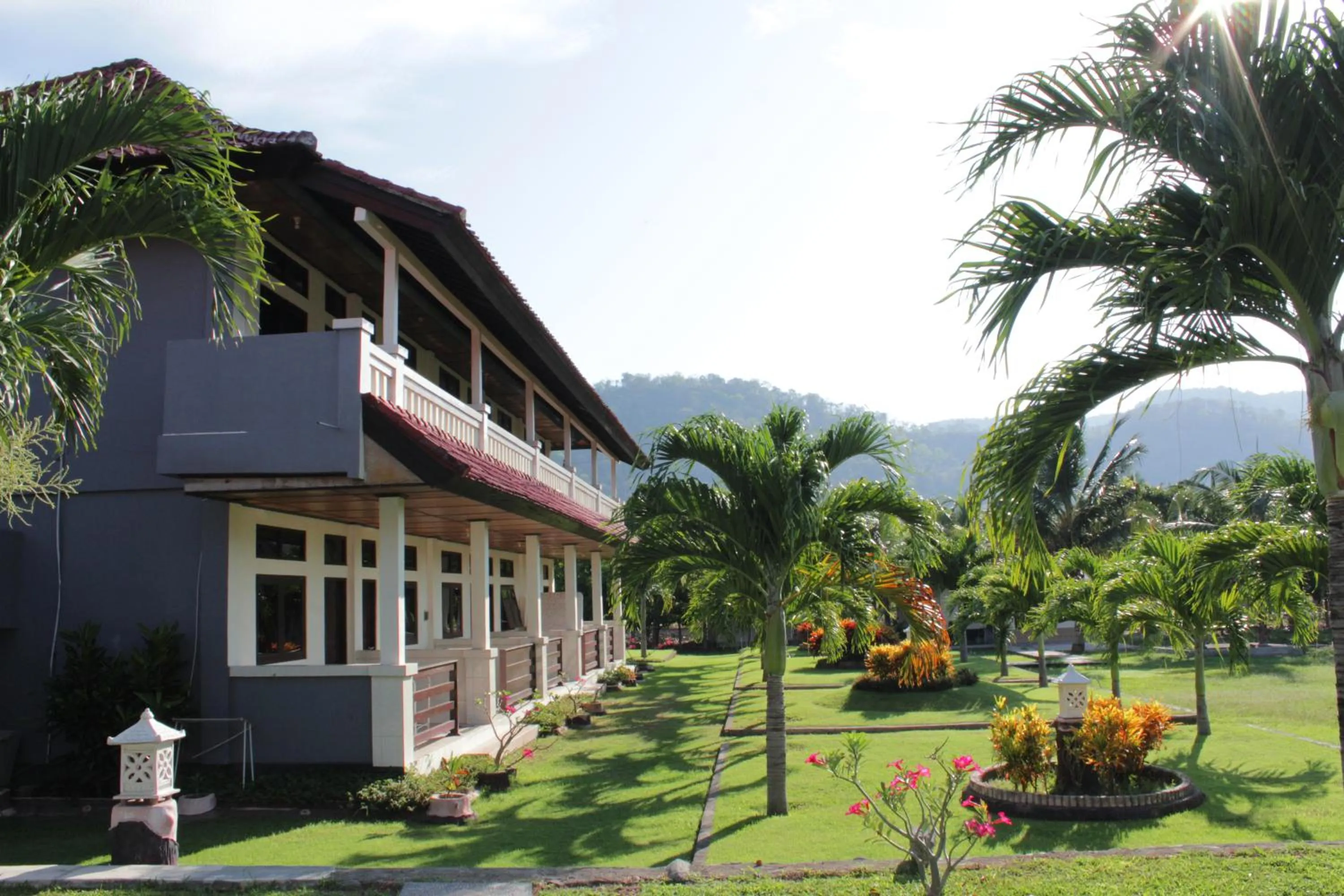 Aman Gati Hotel Lakey