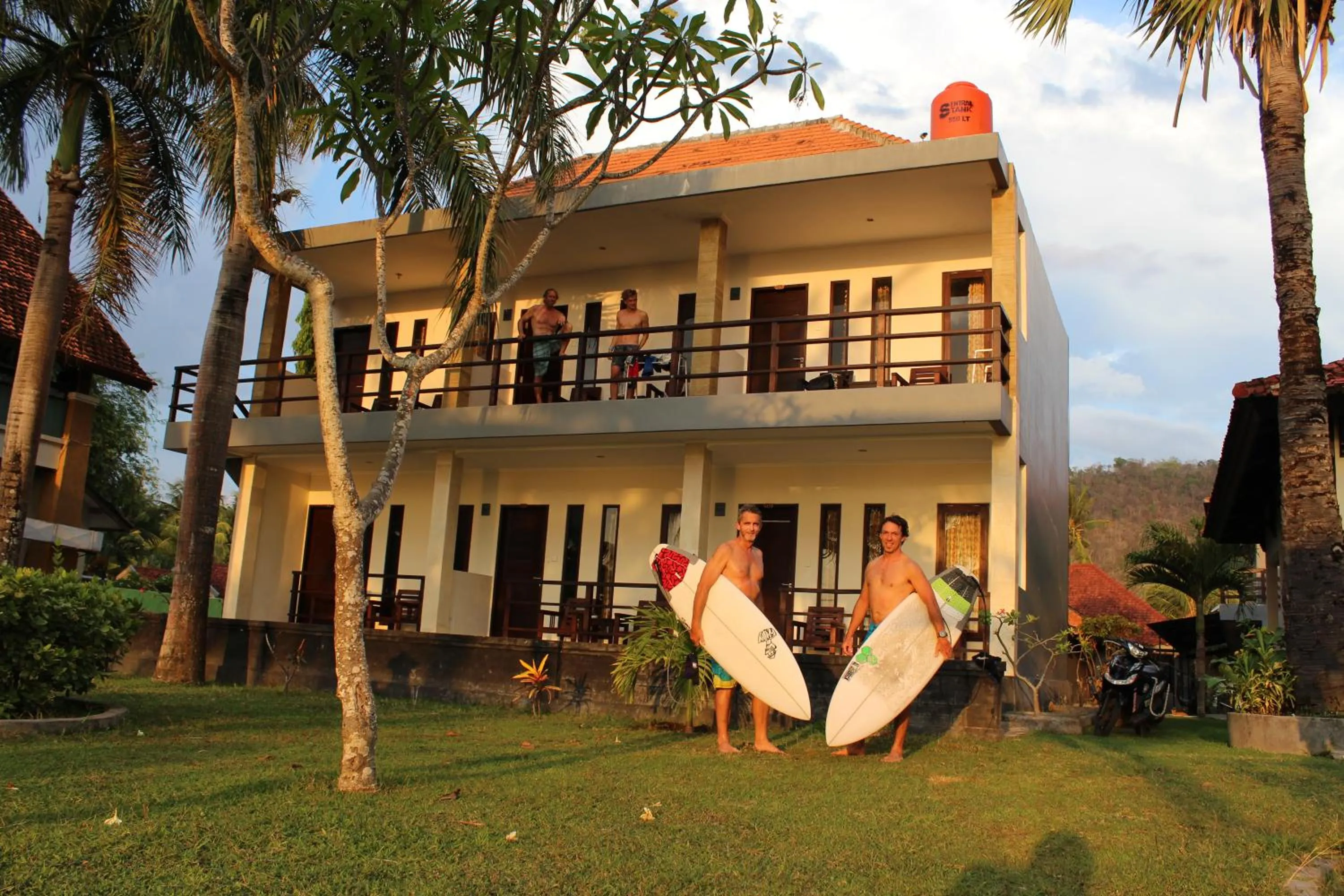 Aman Gati Hotel Lakey