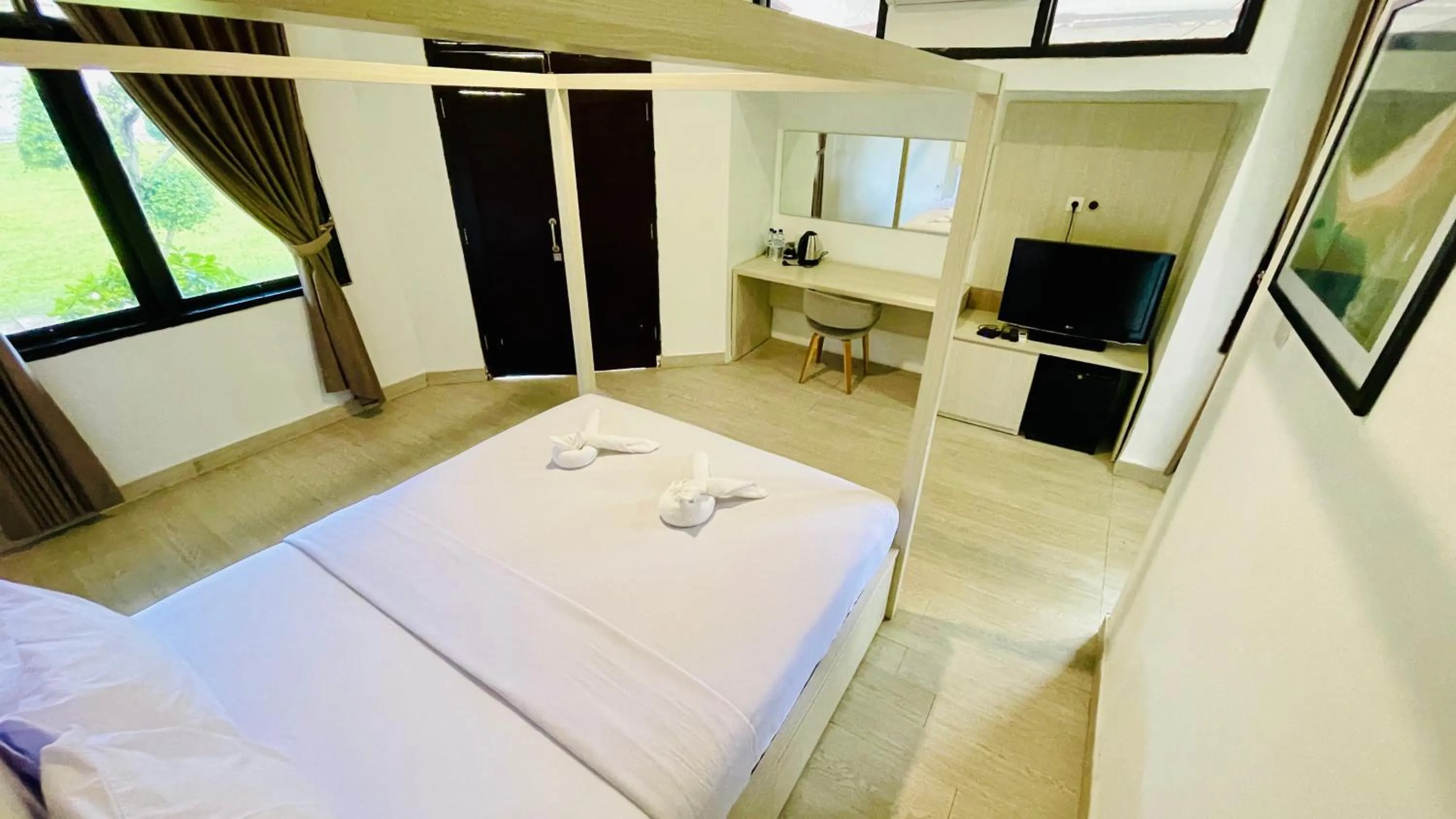 Bed in Aman Gati Hotel Lakey