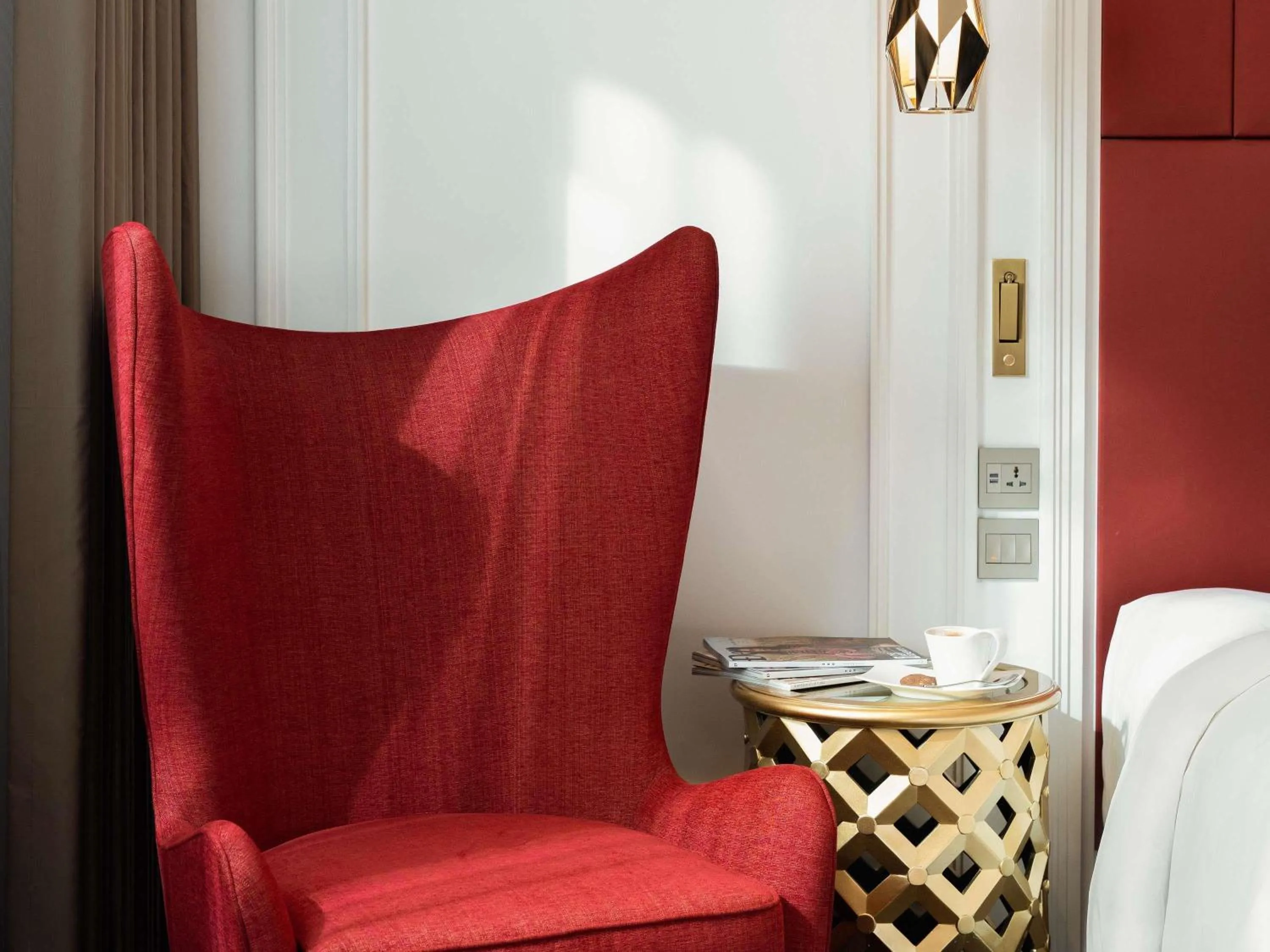 Bedroom in Hotel de l'Opera Hanoi - MGallery