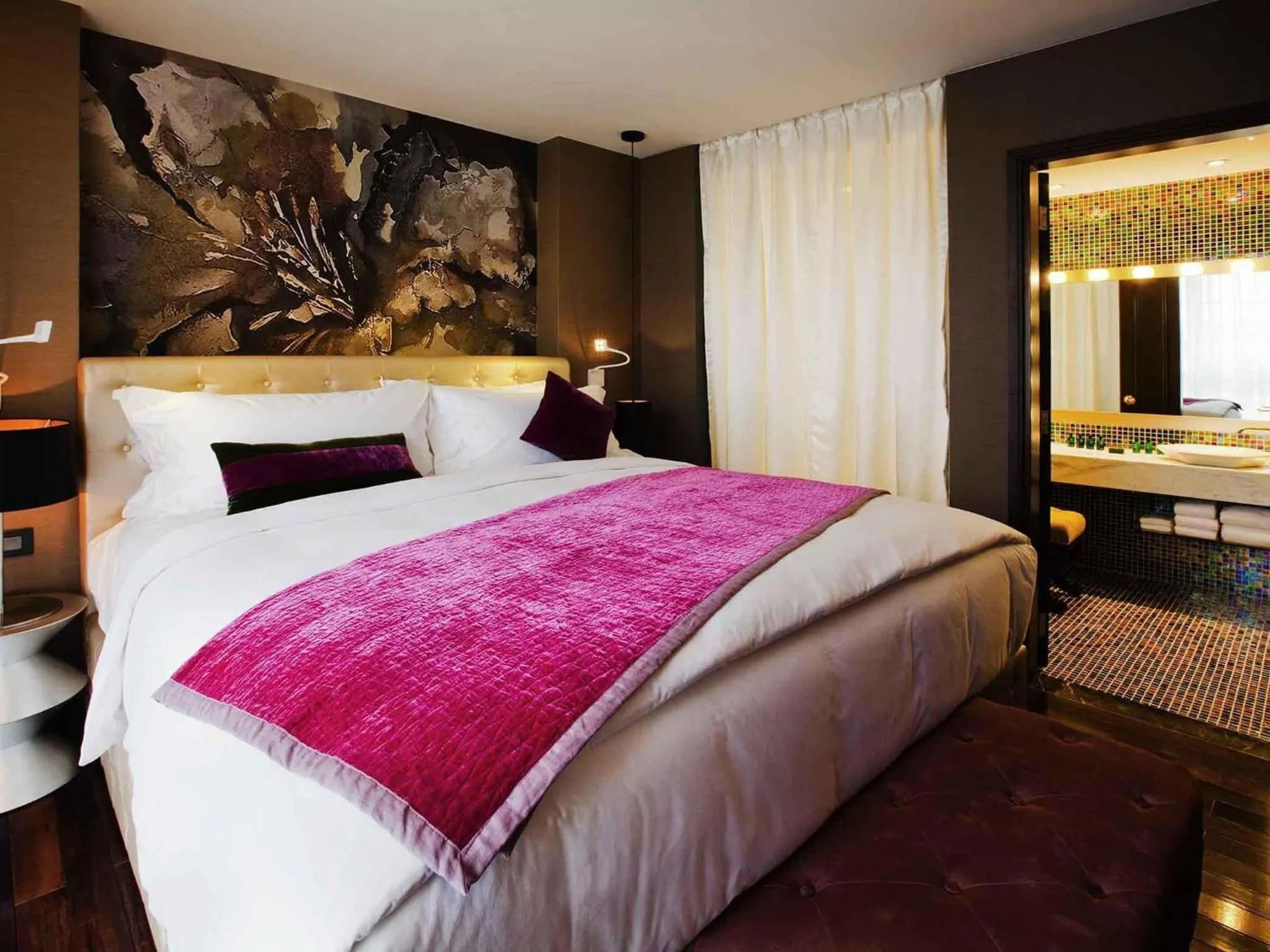 Photo of the whole room, Bed in Hotel de l'Opera Hanoi - MGallery